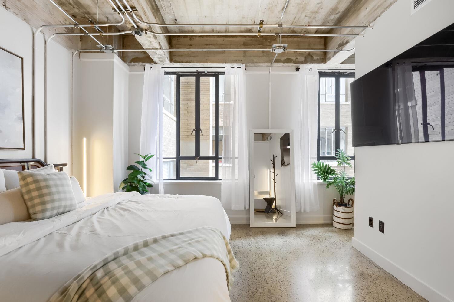 710 Colorado St # 4A, Austin, TX 78701