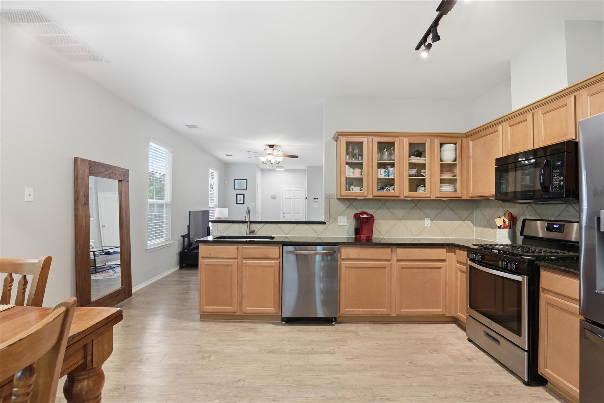 1481 E Old Settlers Blvd # 1502, Round Rock, TX 78664