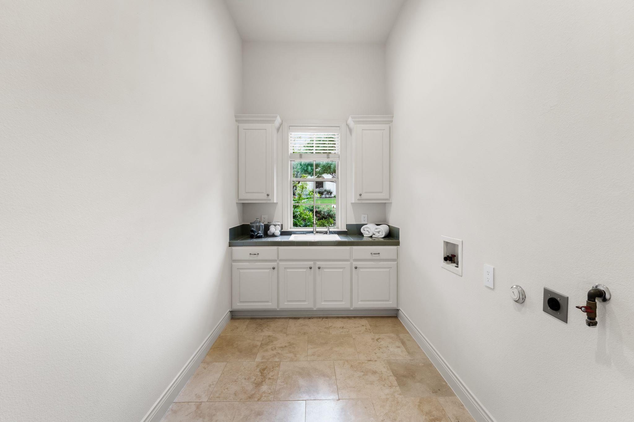 1805 Lakecliff Hills Ln, Austin, TX 78732