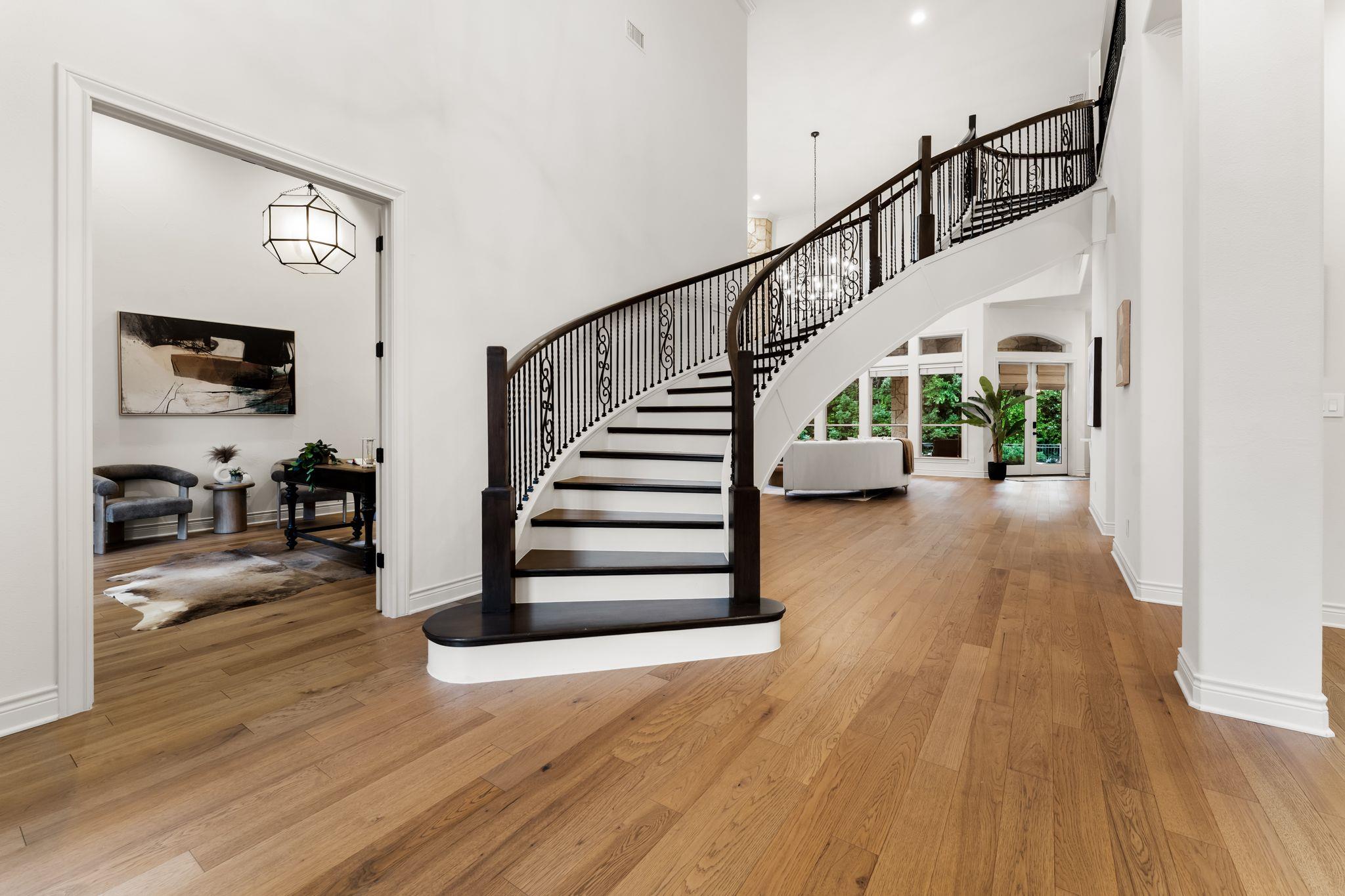 1805 Lakecliff Hills Ln, Austin, TX 78732