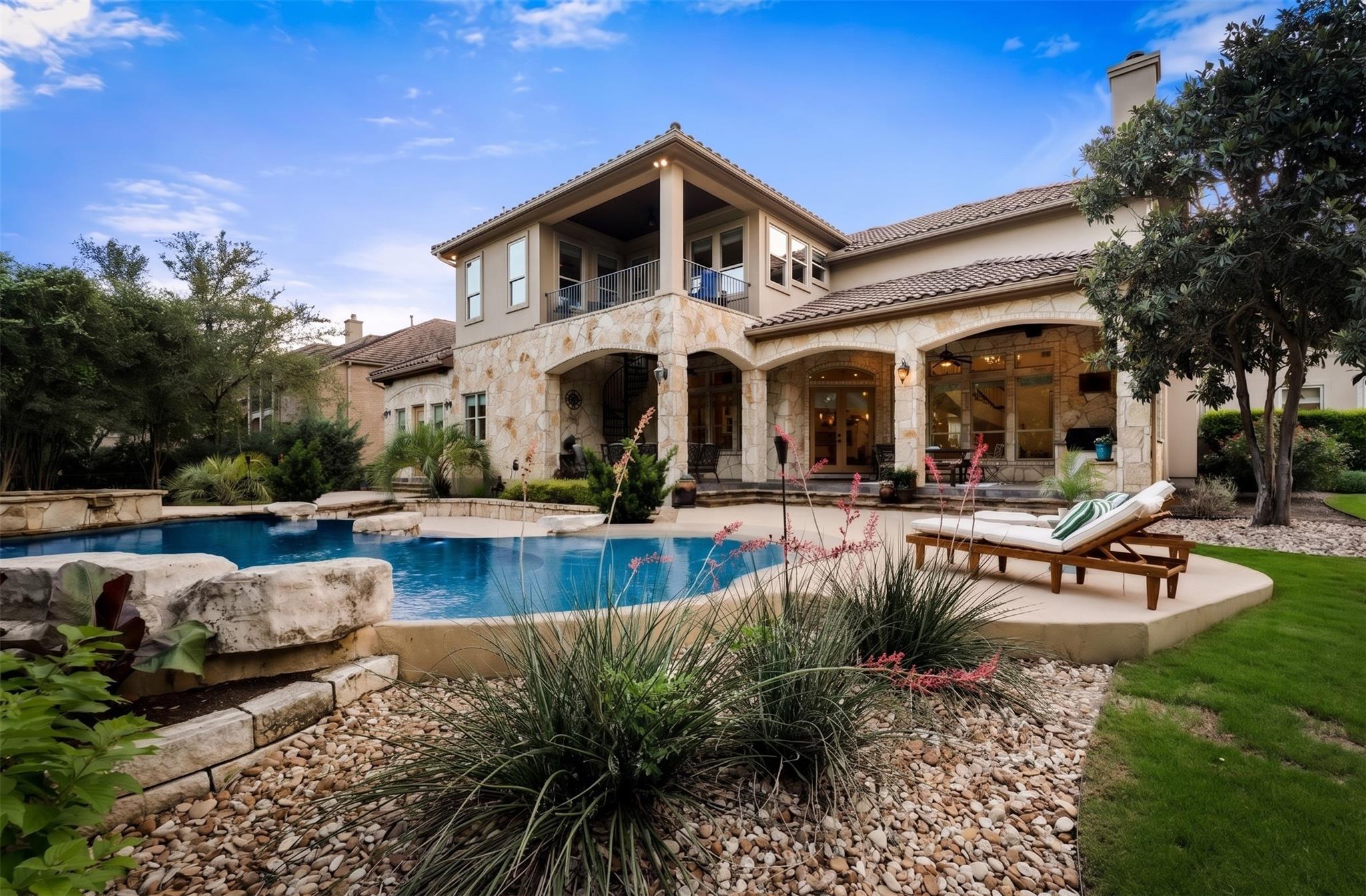 1805 Lakecliff Hills Ln, Austin, TX 78732