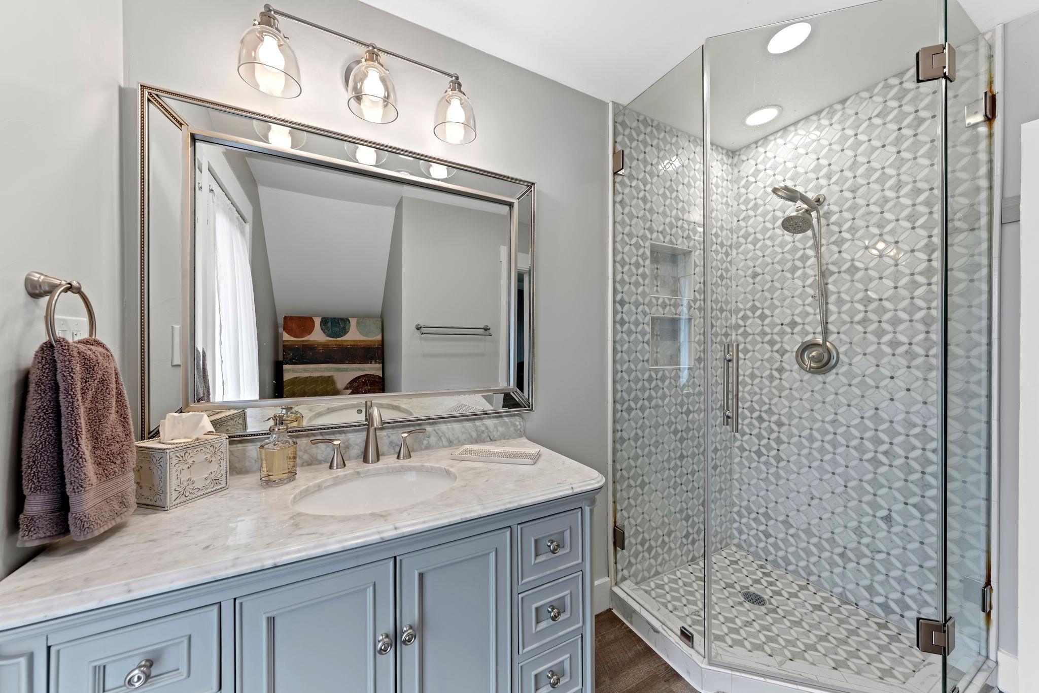 100 Rainbows End, Wimberley, TX 78676