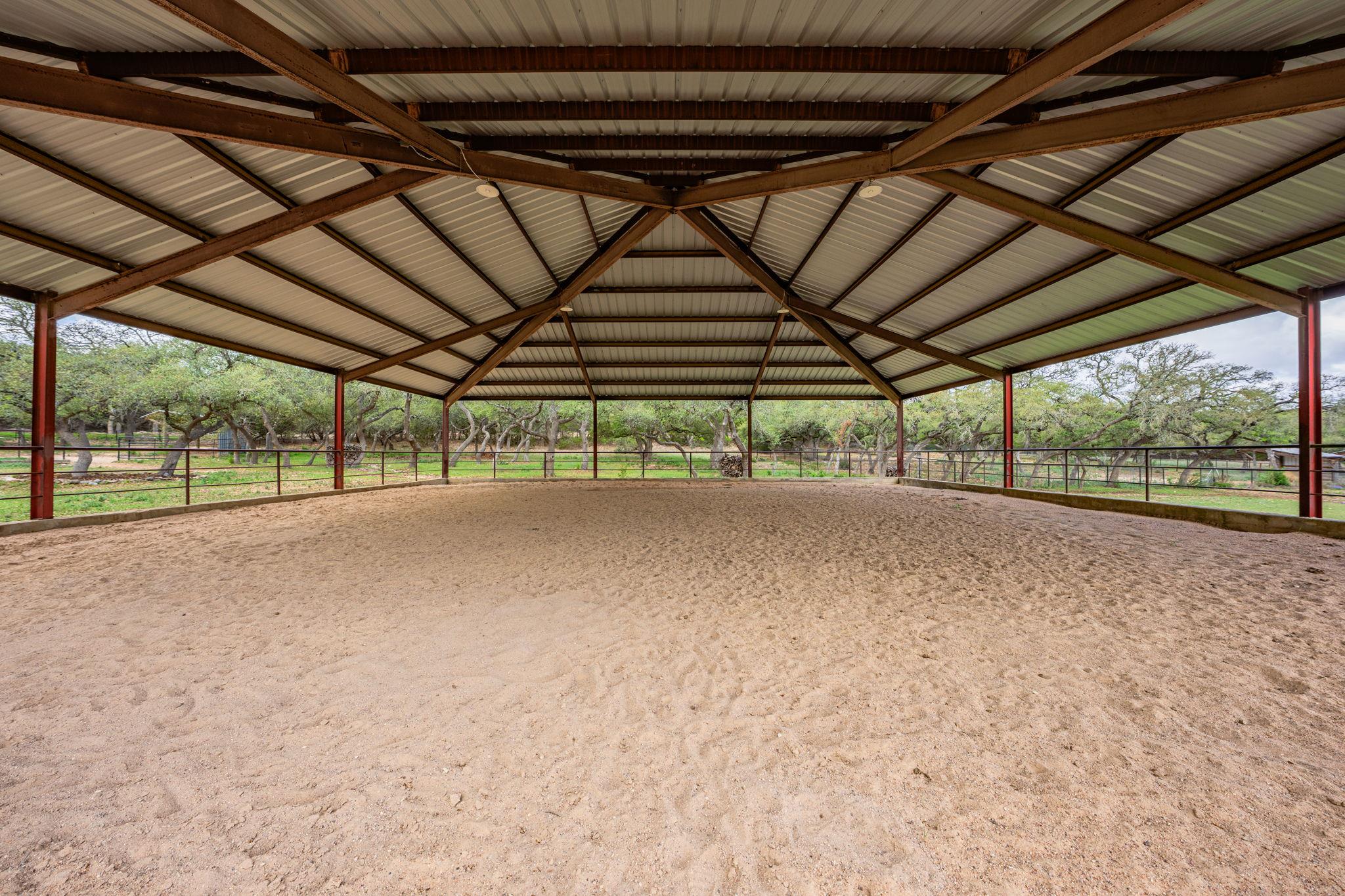 100 Rainbows End, Wimberley, TX 78676