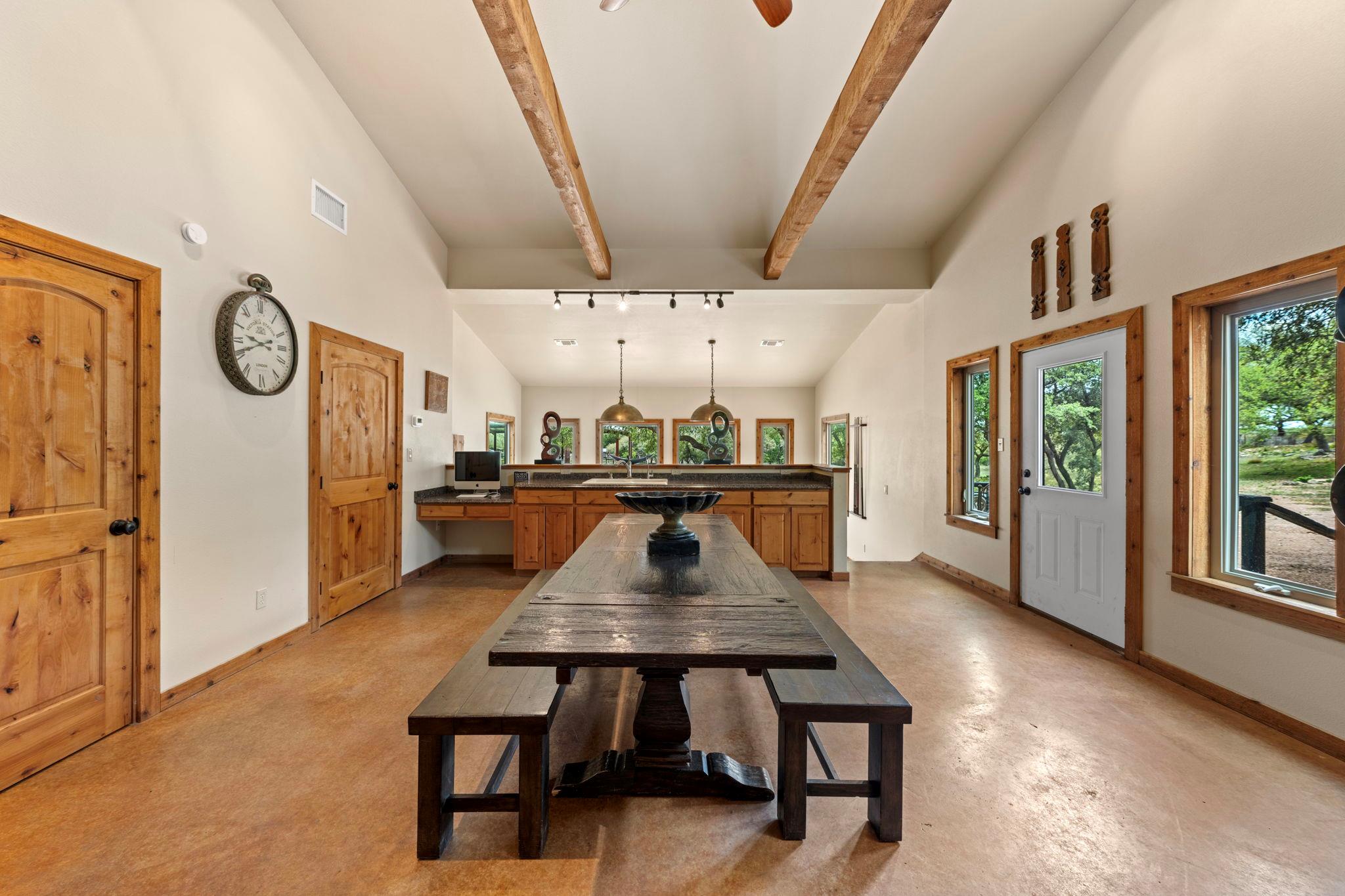 100 Rainbows End, Wimberley, TX 78676
