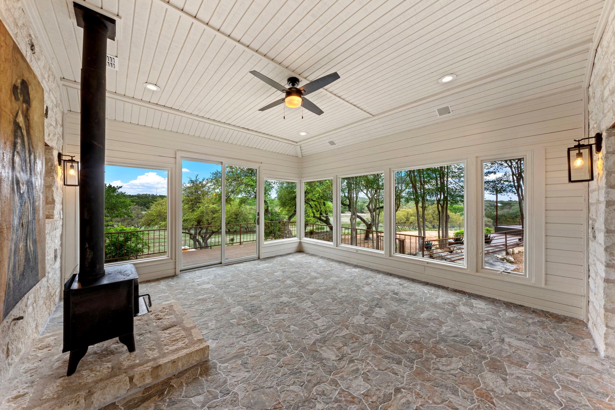 100 Rainbows End, Wimberley, TX 78676