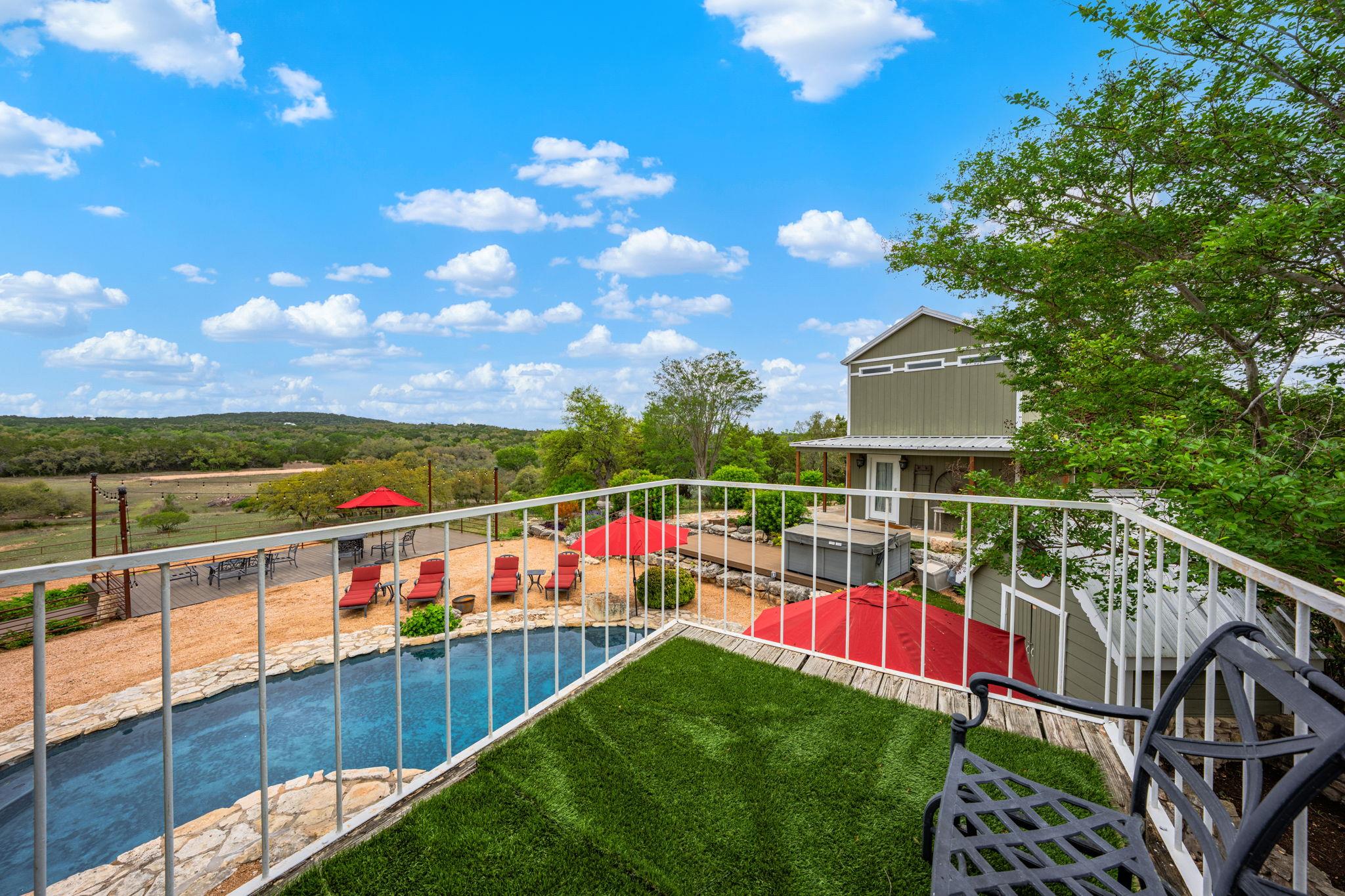 100 Rainbows End, Wimberley, TX 78676