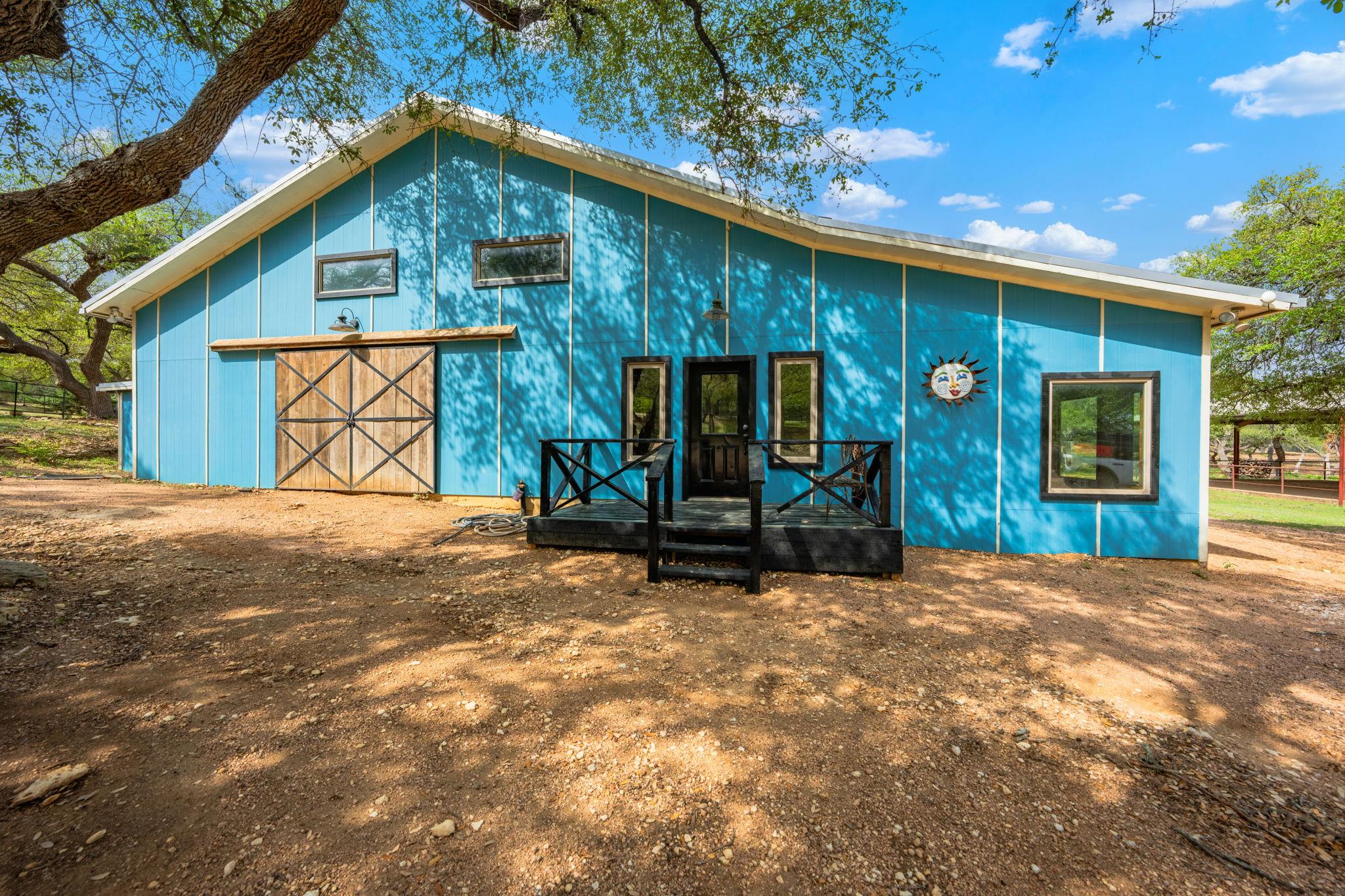 100 Rainbows End, Wimberley, TX 78676