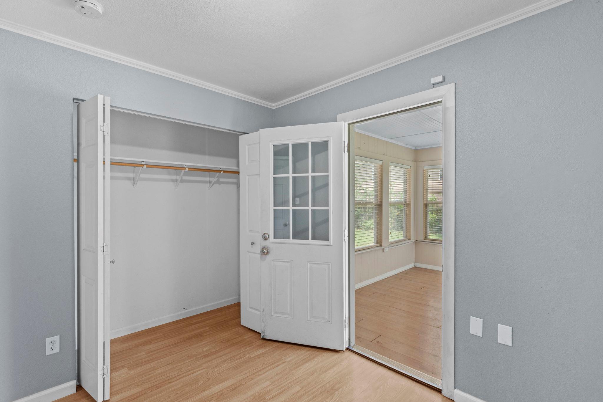 112 Briarwood Ct, Kyle, TX 78640