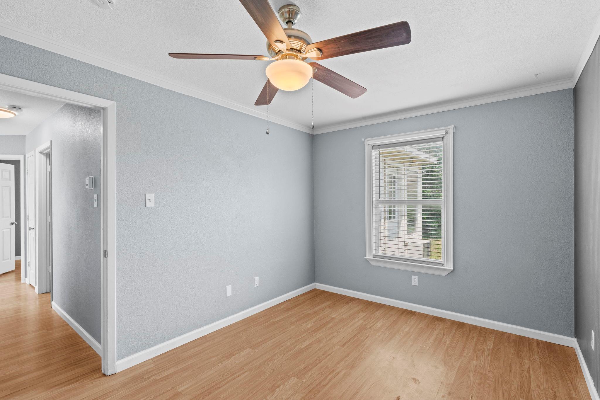 112 Briarwood Ct, Kyle, TX 78640