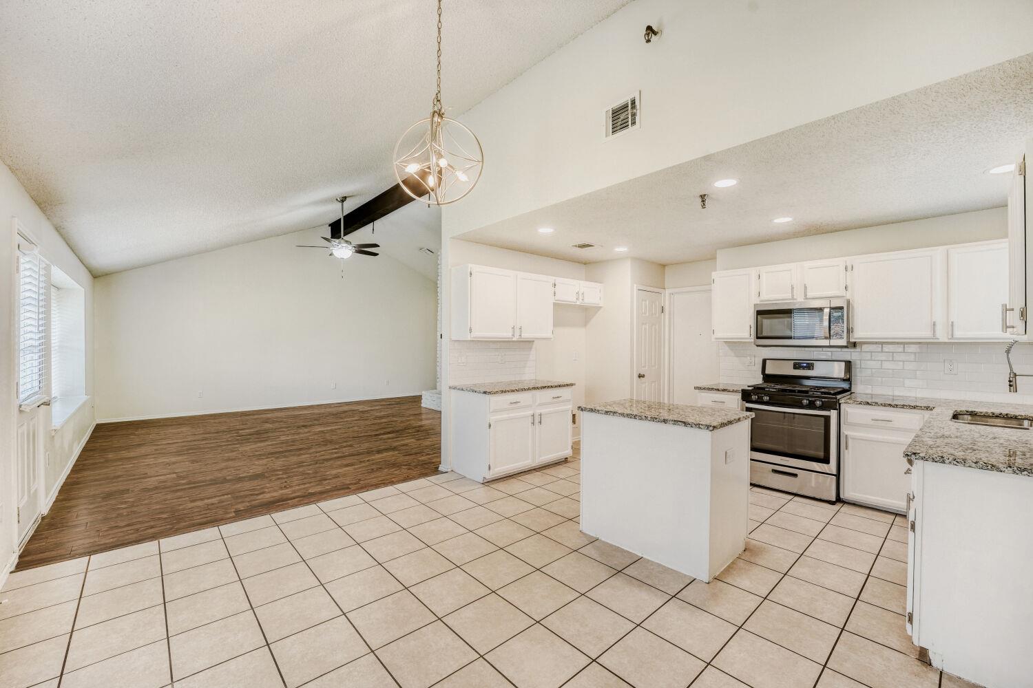 11922 MEADOWFIRE Dr, Austin, TX 78758