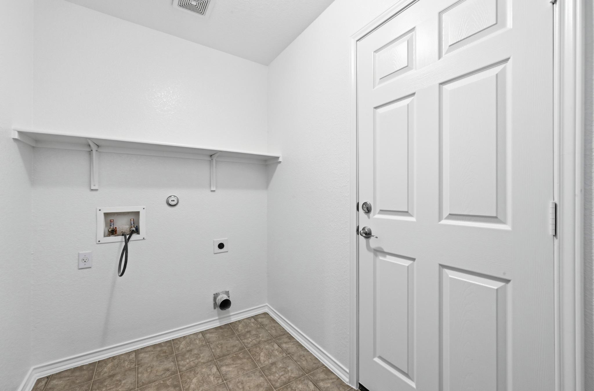 6800 Baythorne Dr, Austin, TX 78747
