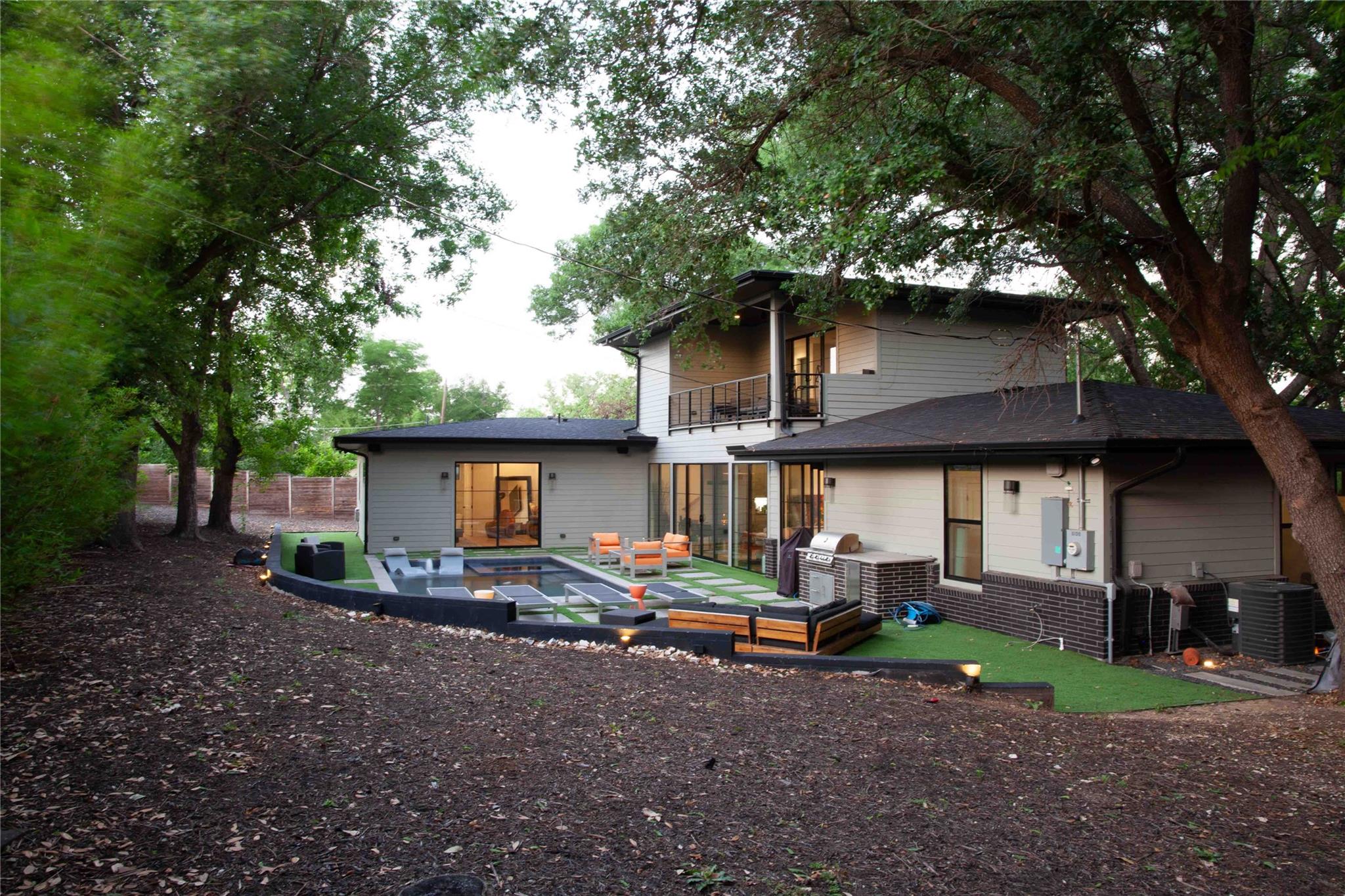 6100 Gena Ct, Austin, TX 78757