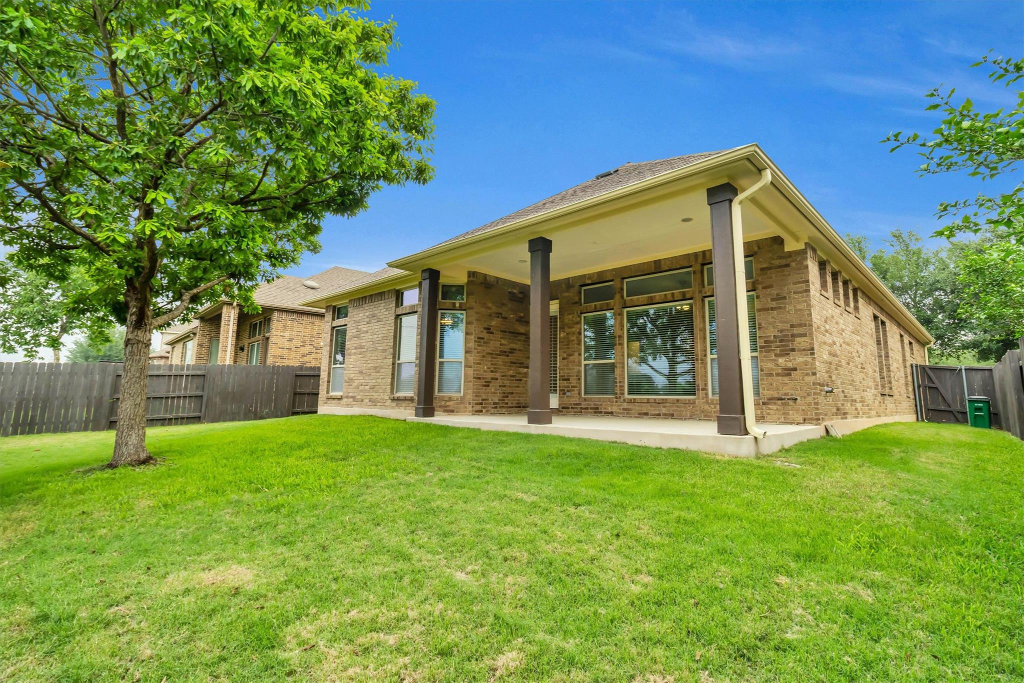 12521 Black Hills Dr, Austin, TX 78748