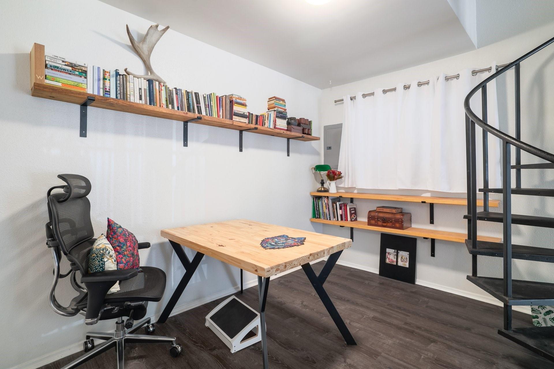 1840 Burton Dr # 223, Austin, TX 78741