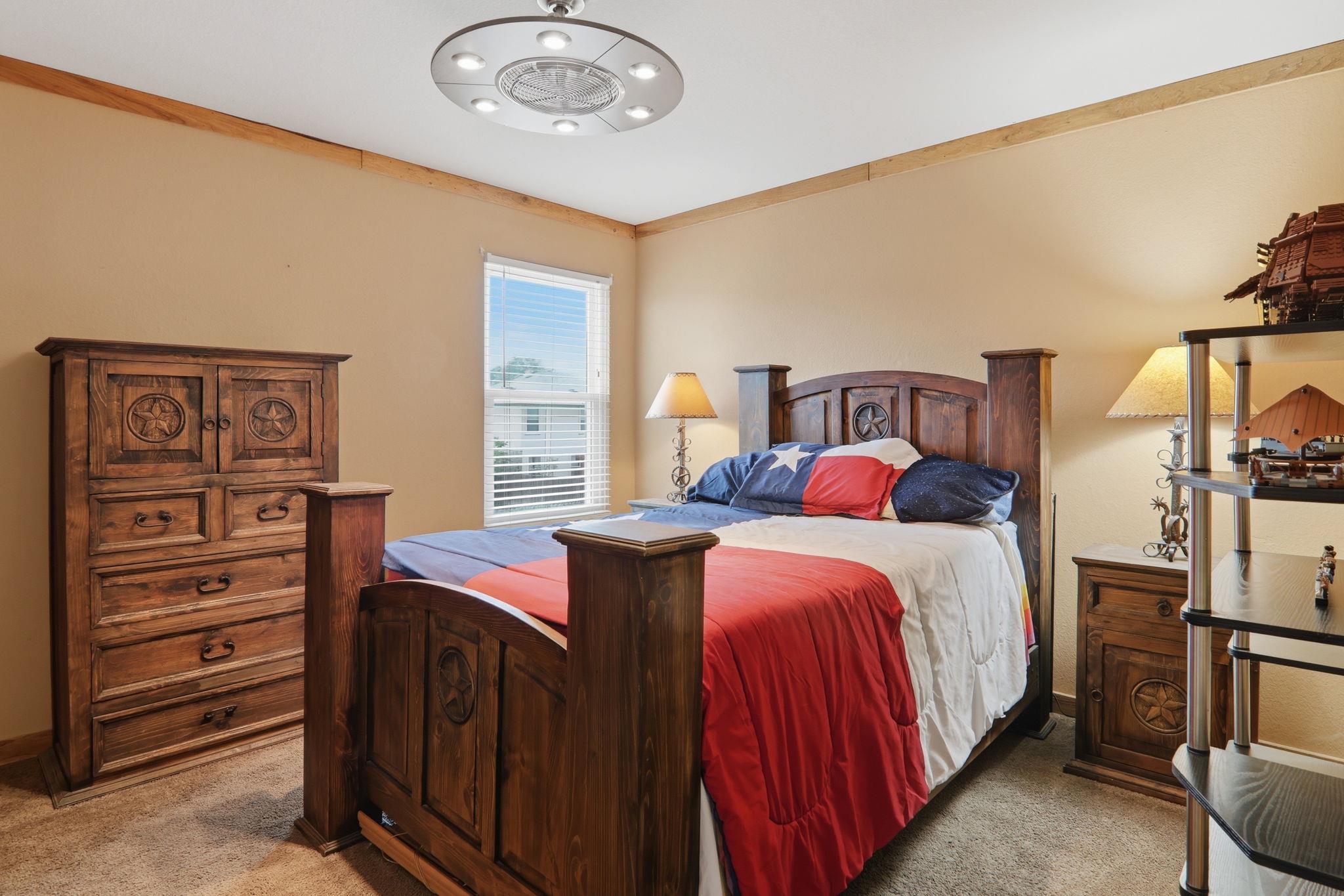 202 Pheasant Trl, Bastrop, TX 78602