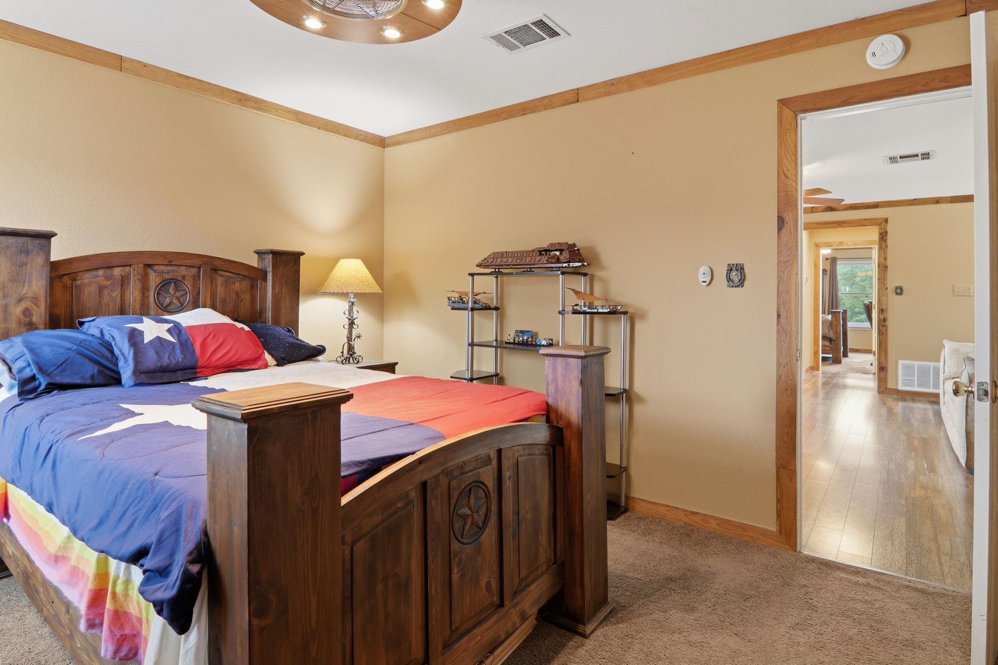 202 Pheasant Trl, Bastrop, TX 78602