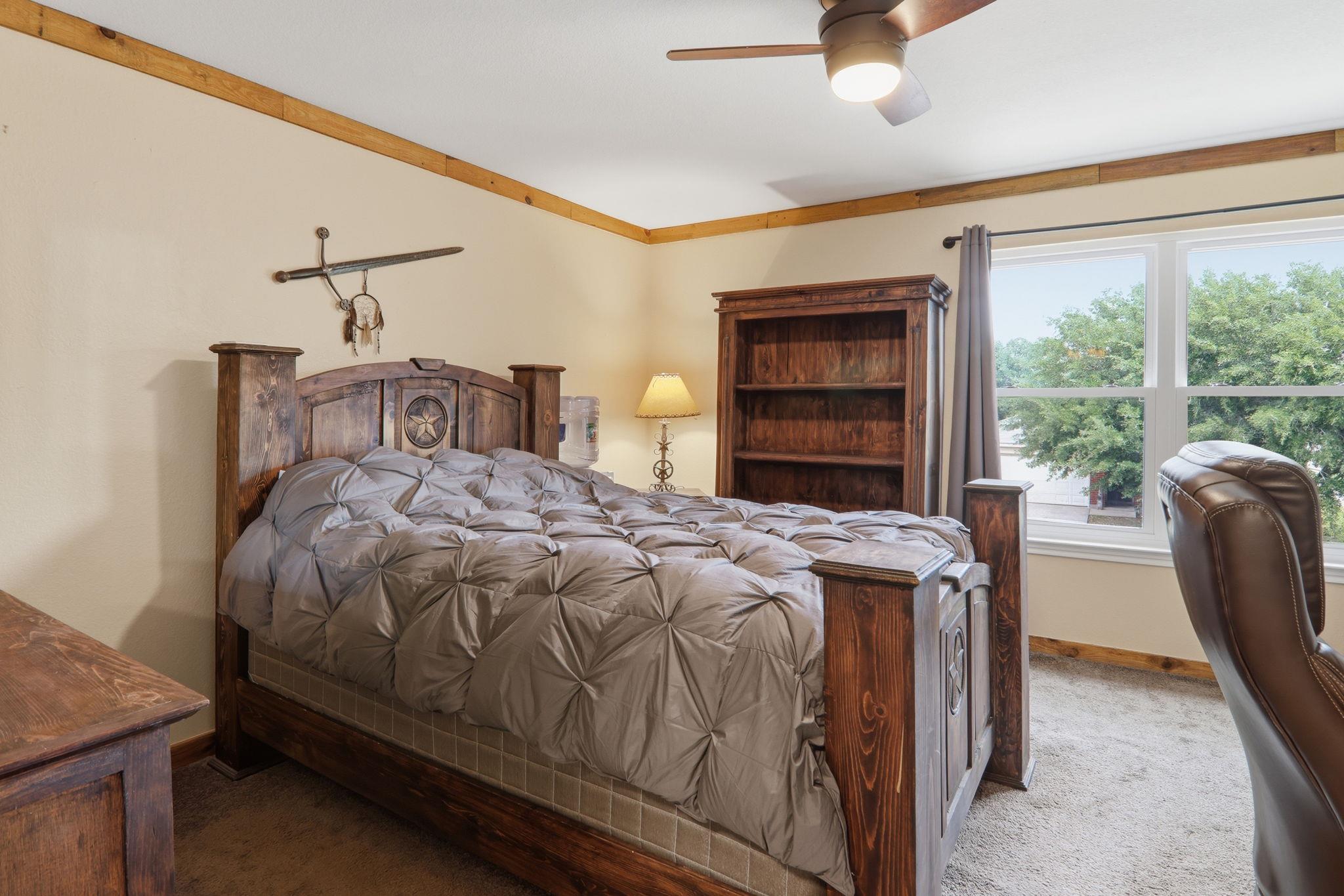 202 Pheasant Trl, Bastrop, TX 78602