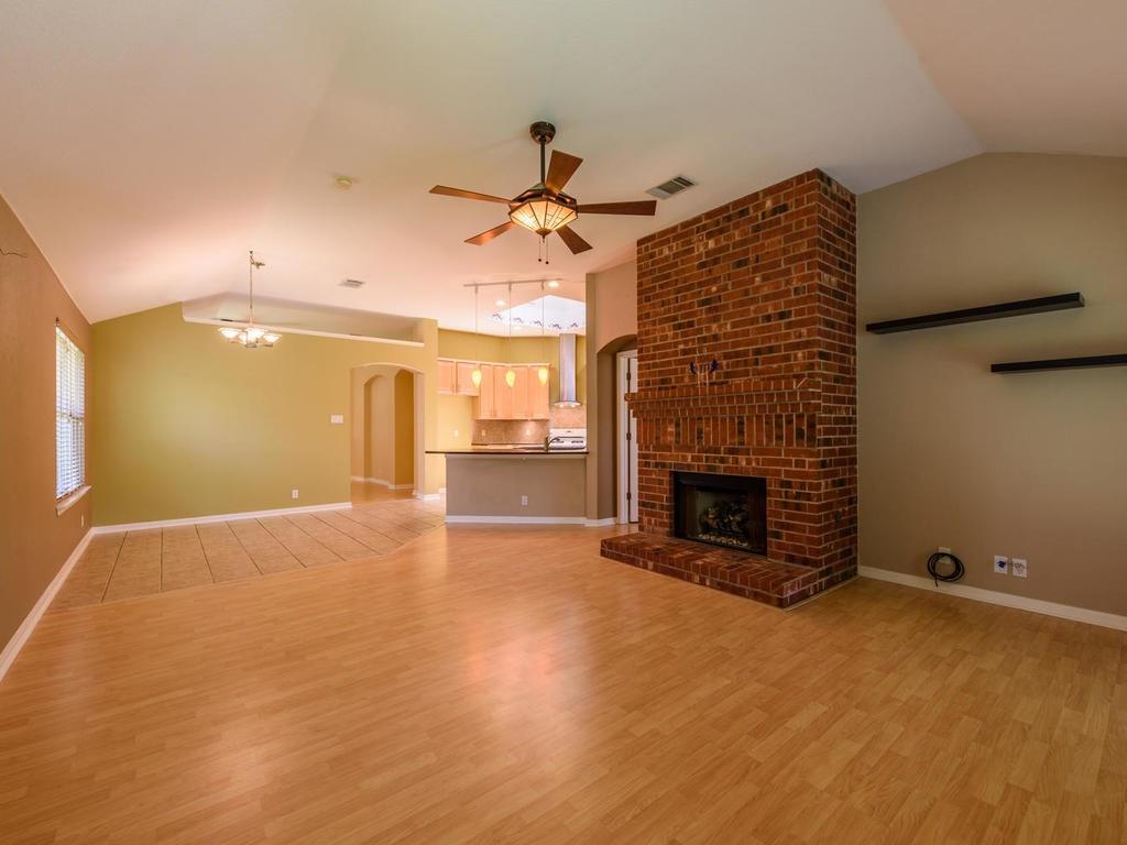 442 S Lynnwood Trl, Cedar Park, TX 78613