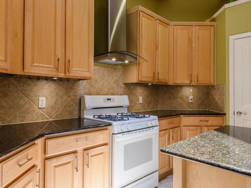 442 S Lynnwood Trl, Cedar Park, TX 78613