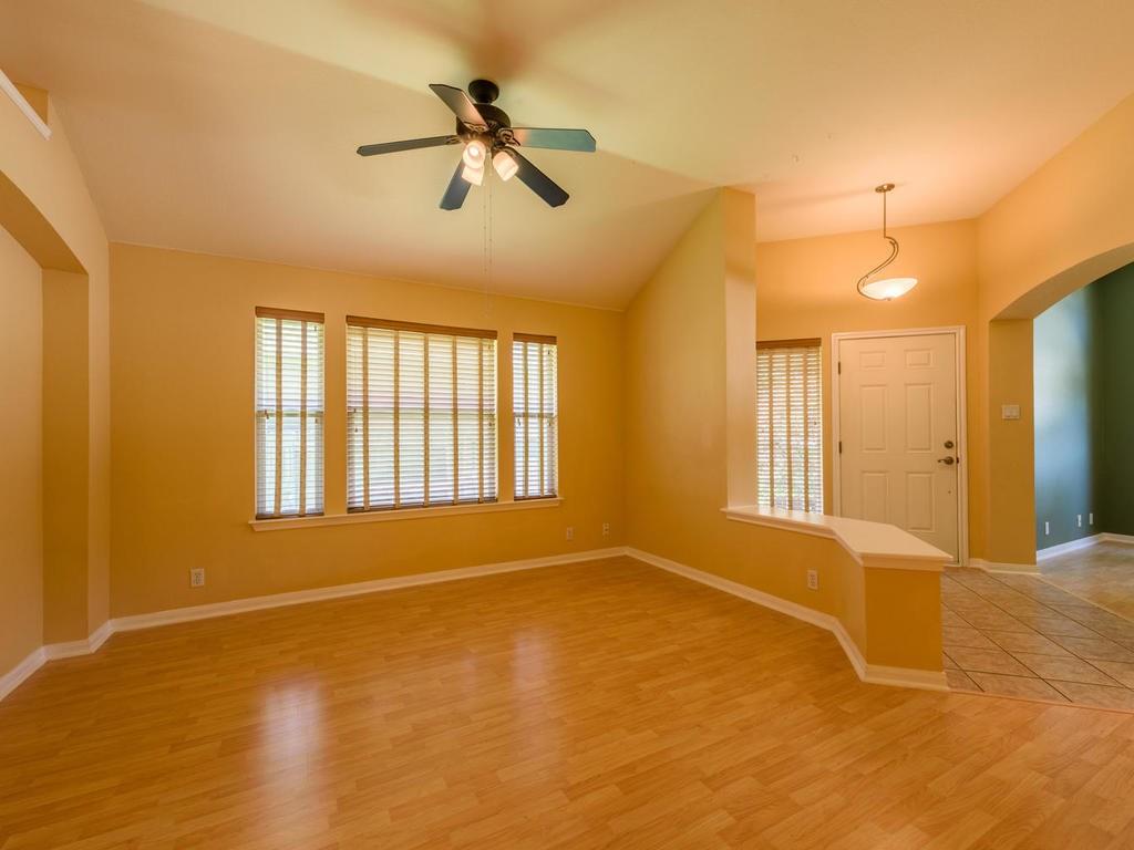 442 S Lynnwood Trl, Cedar Park, TX 78613