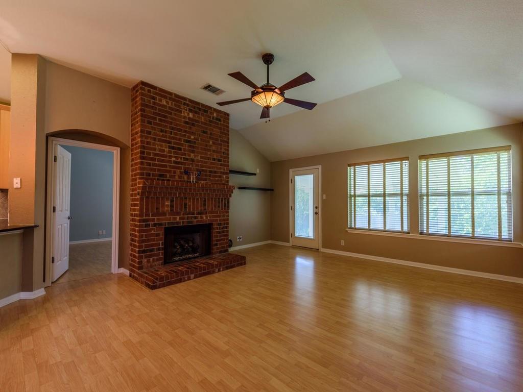 442 S Lynnwood Trl, Cedar Park, TX 78613