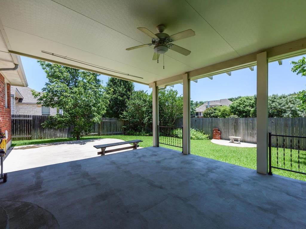 442 S Lynnwood Trl, Cedar Park, TX 78613