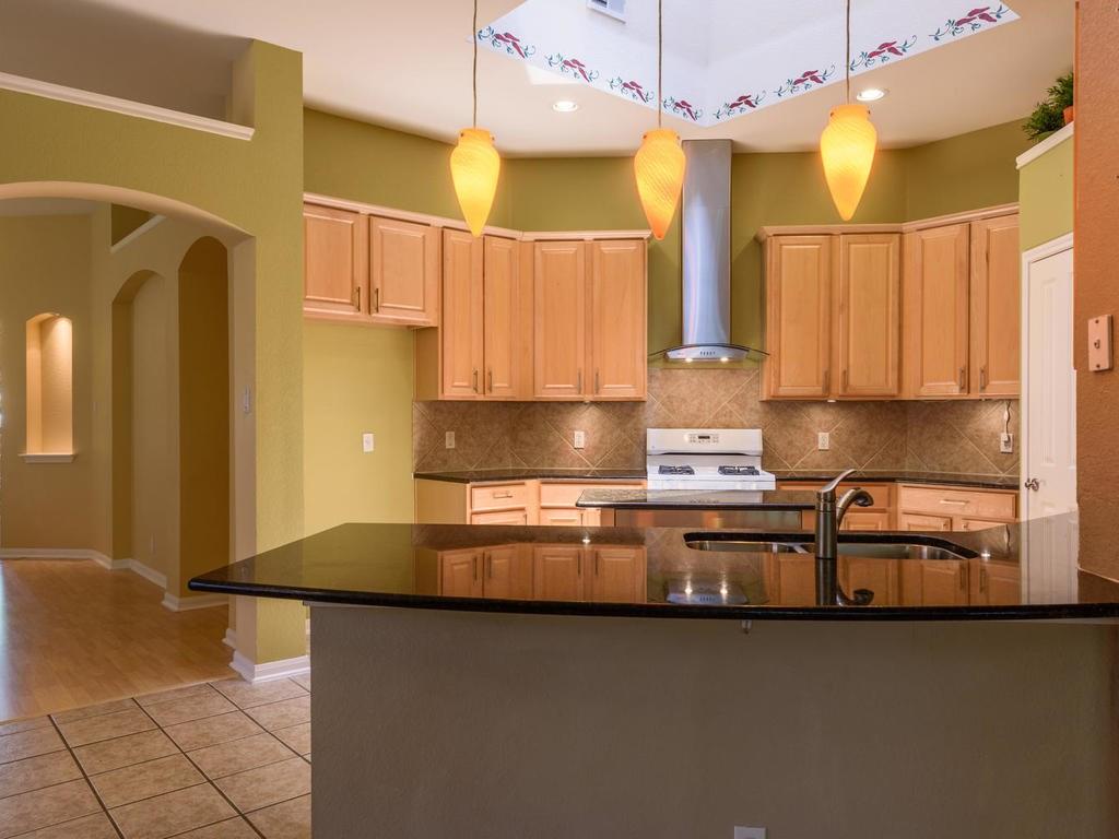 442 S Lynnwood Trl, Cedar Park, TX 78613