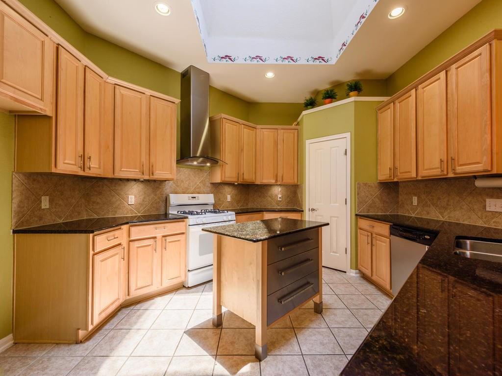 442 S Lynnwood Trl, Cedar Park, TX 78613