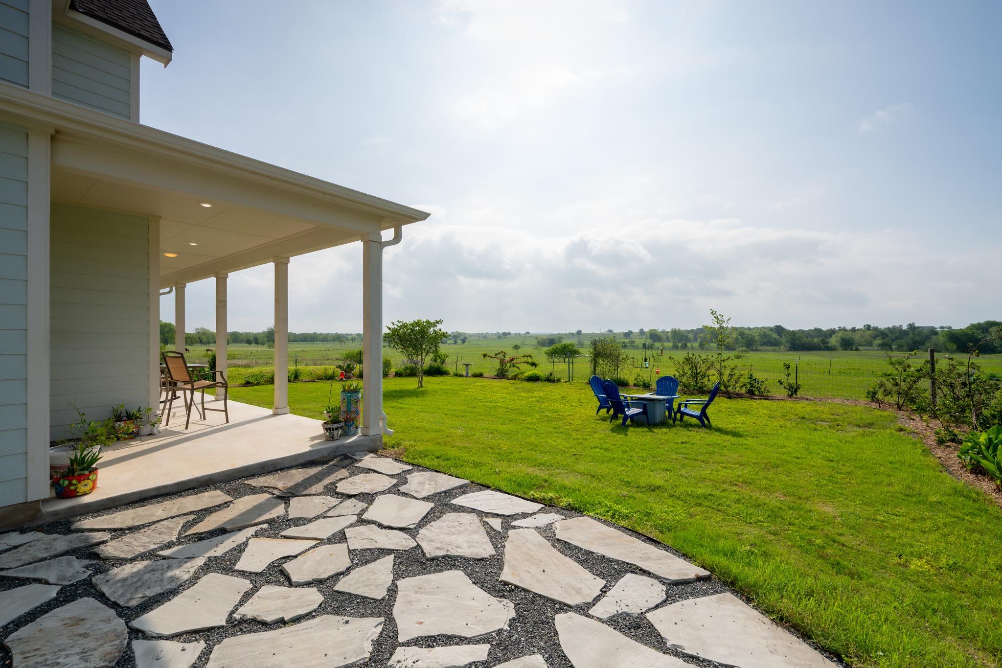 1662 County Road 465, Coupland, TX 78615