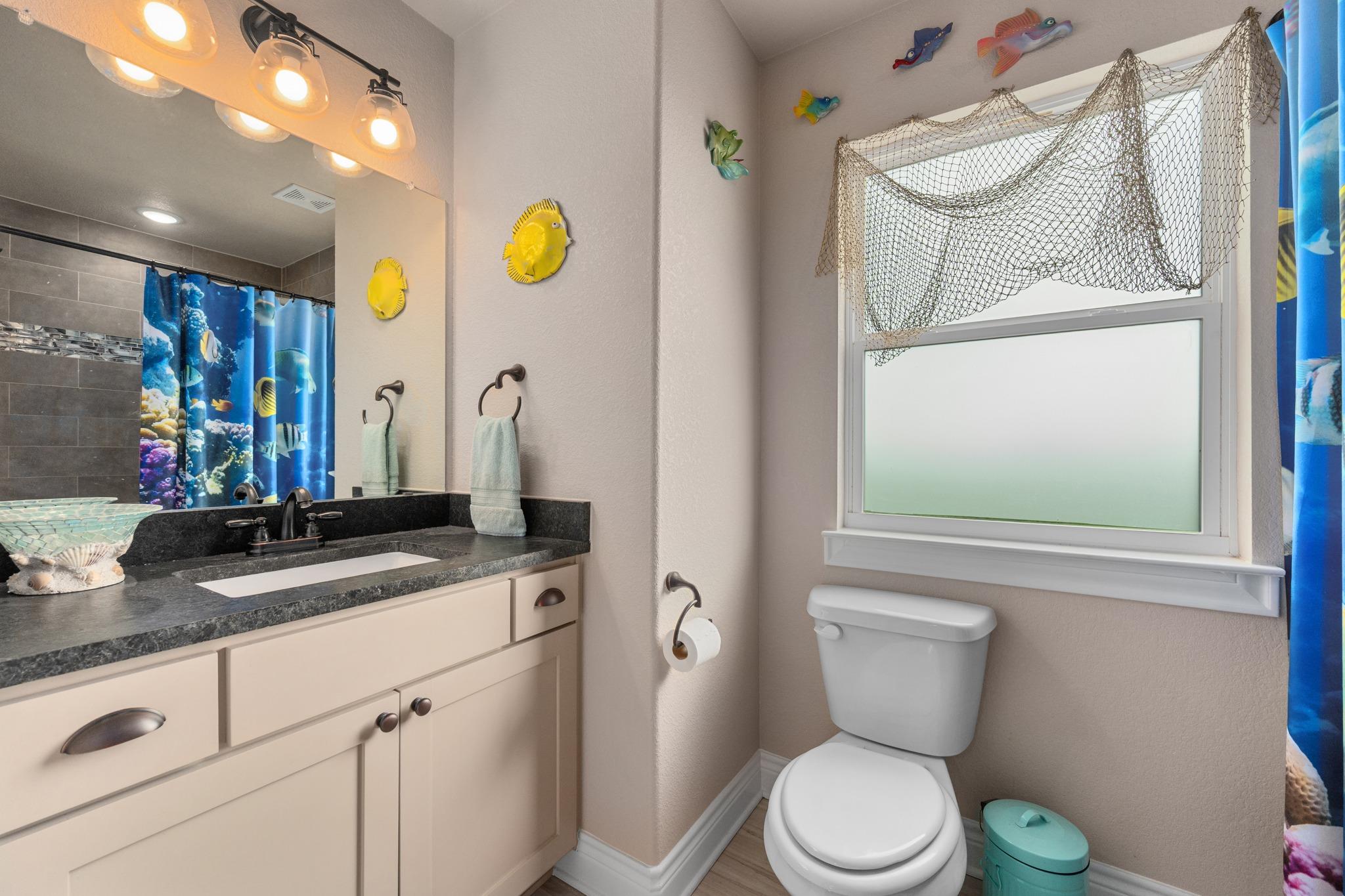 1662 County Road 465, Coupland, TX 78615