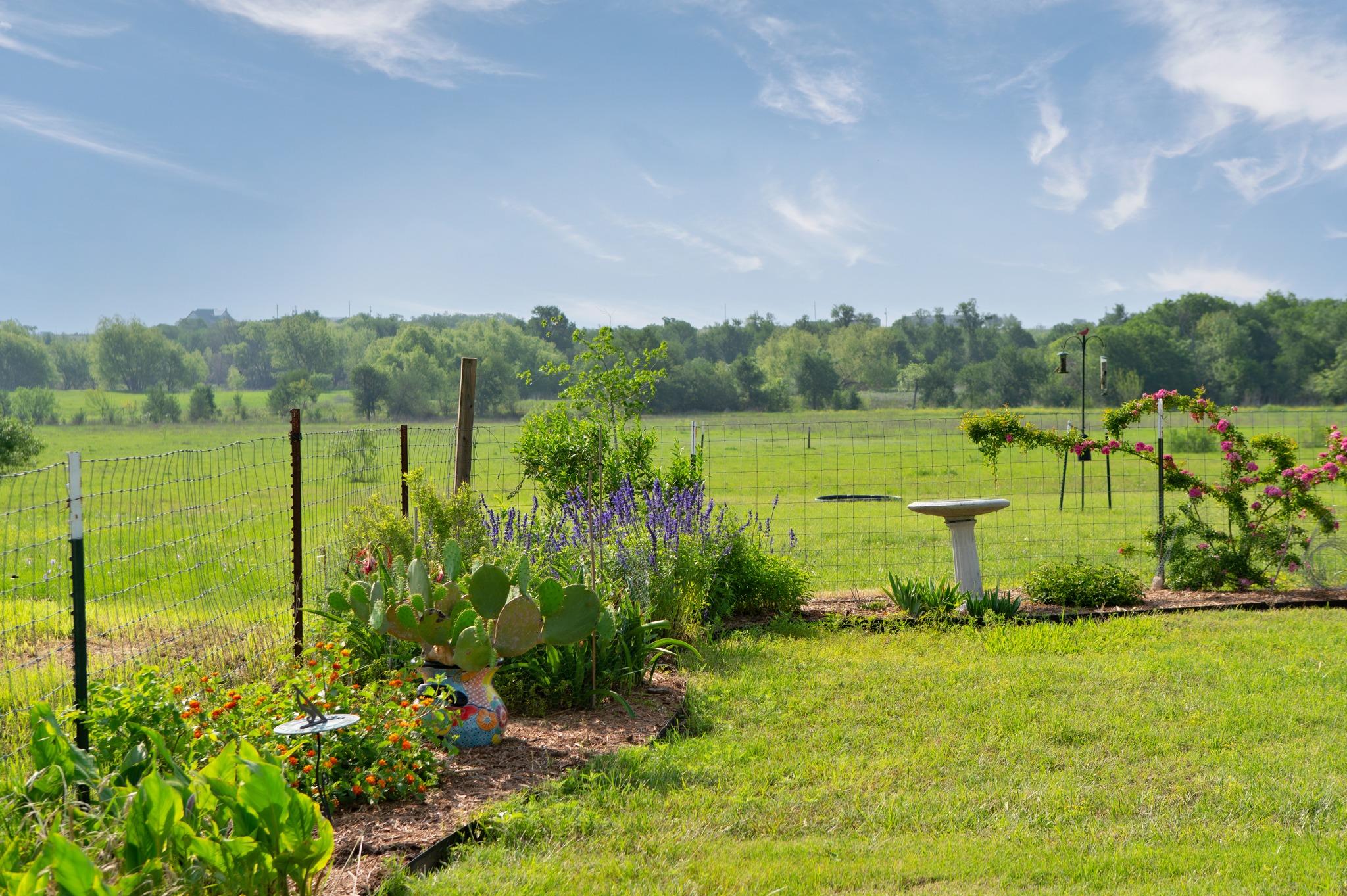 1662 County Road 465, Coupland, TX 78615