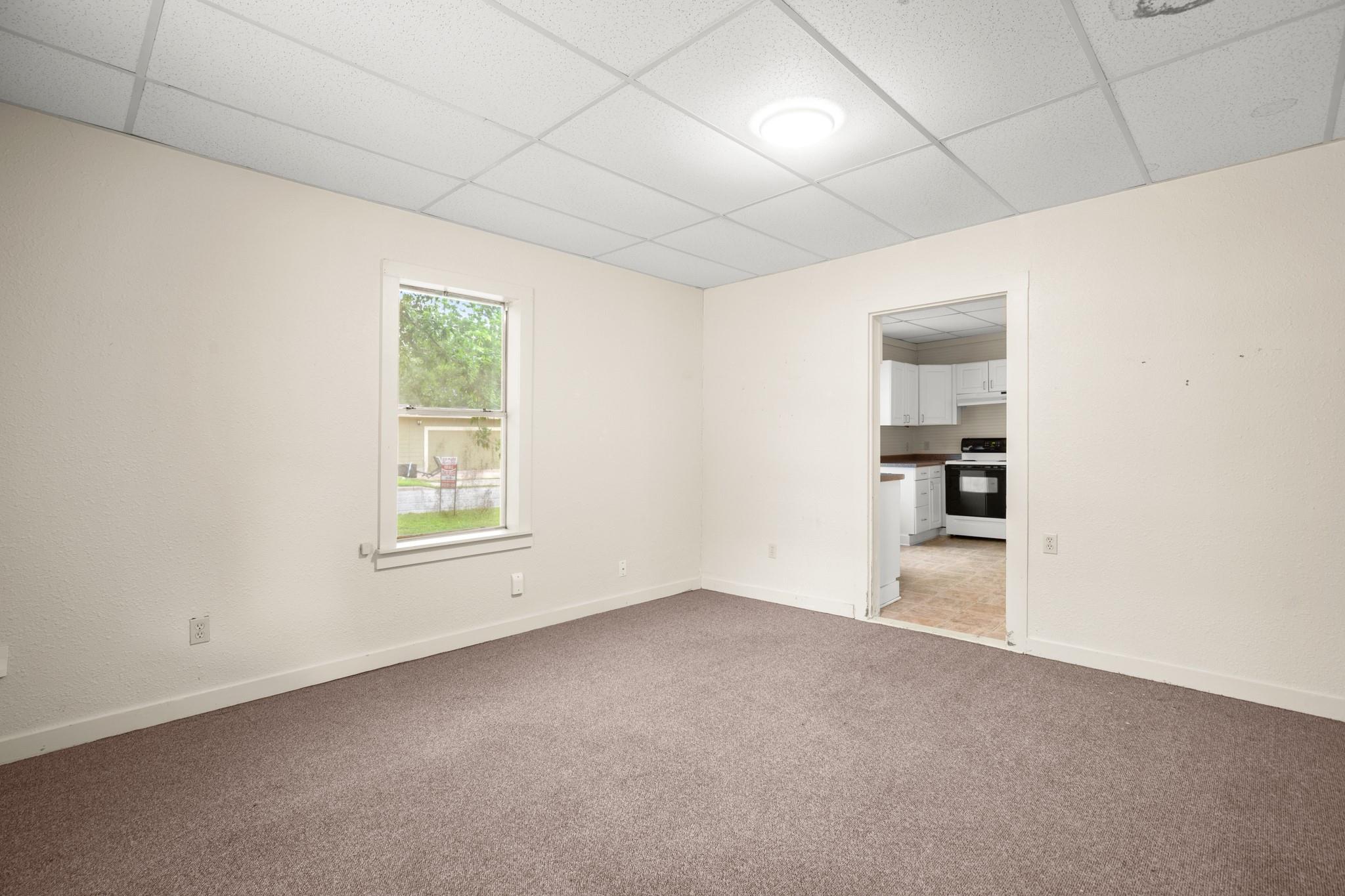 104 W Hall St, Pflugerville, TX 78660