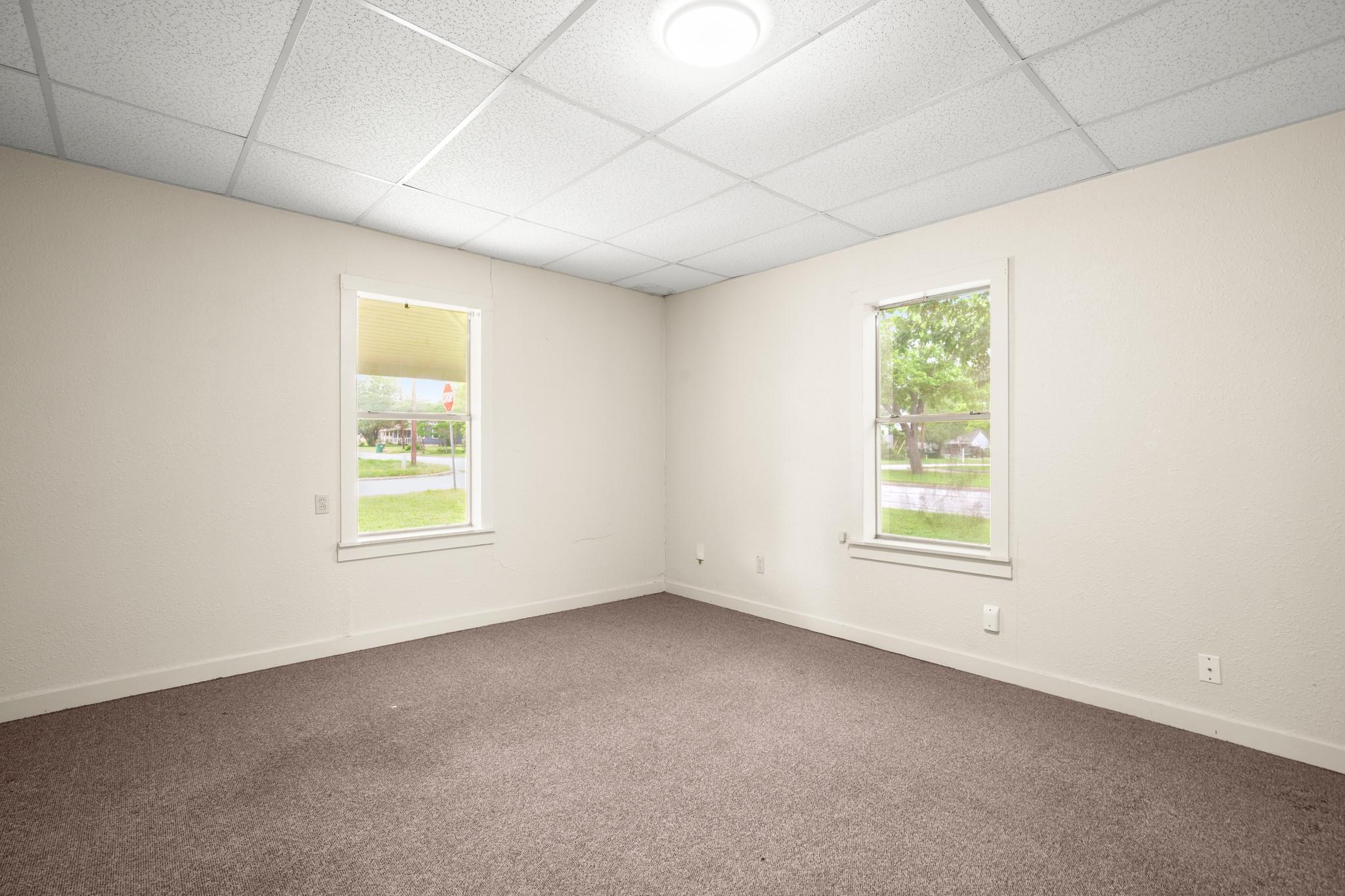 104 W Hall St, Pflugerville, TX 78660
