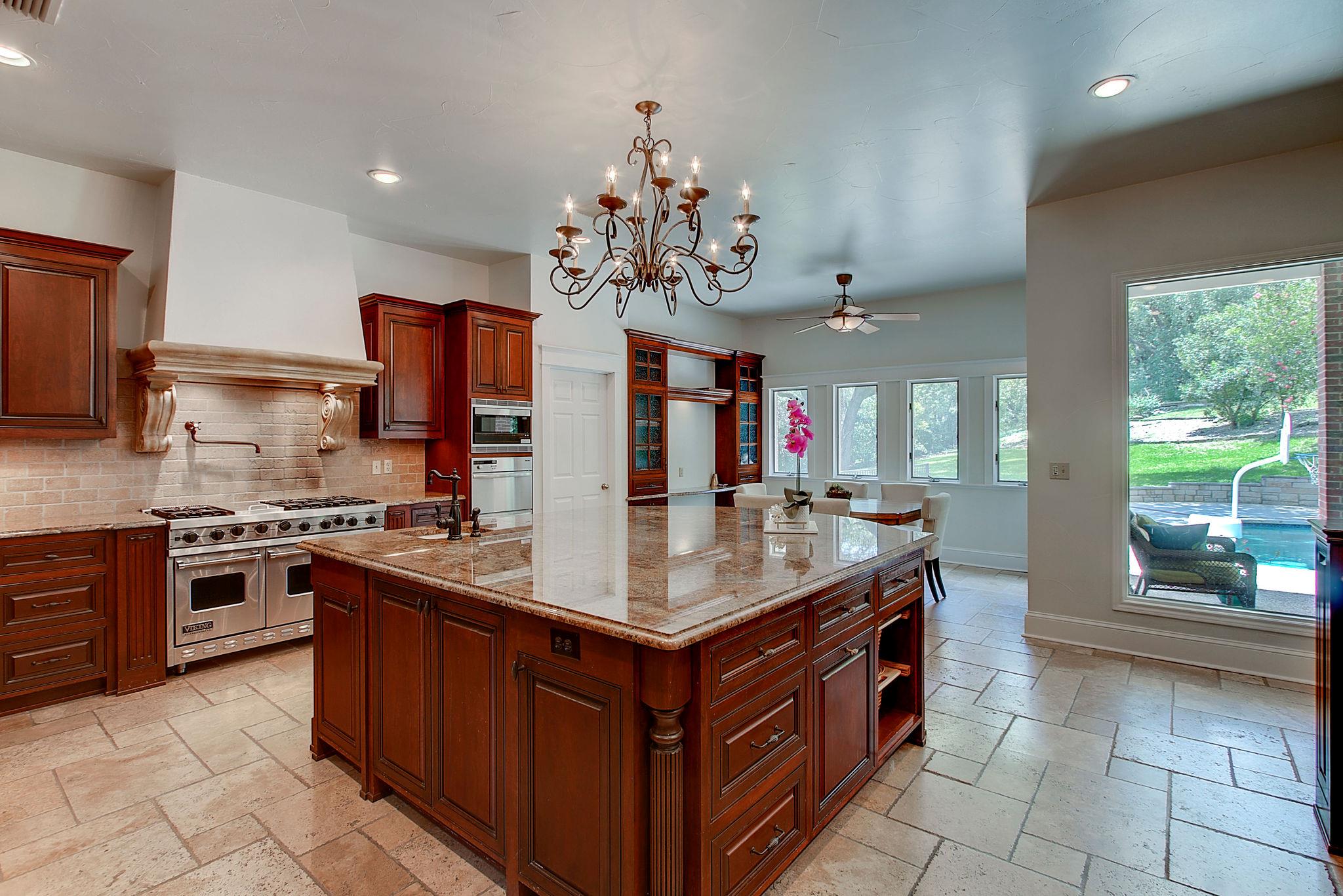 4707 Mantle Dr, Austin, TX 78746