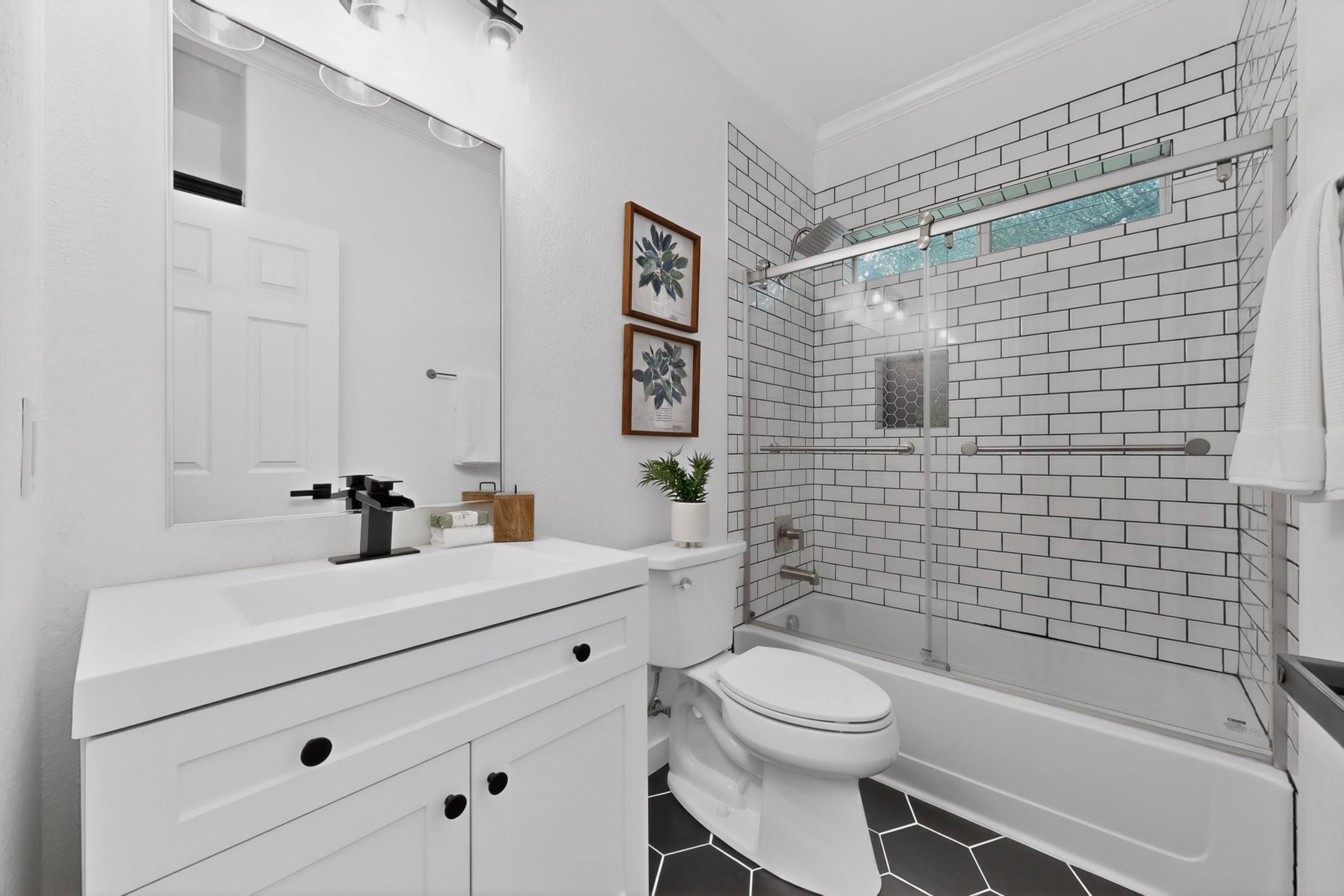 14902 Longbranch Dr, Austin, TX 78734