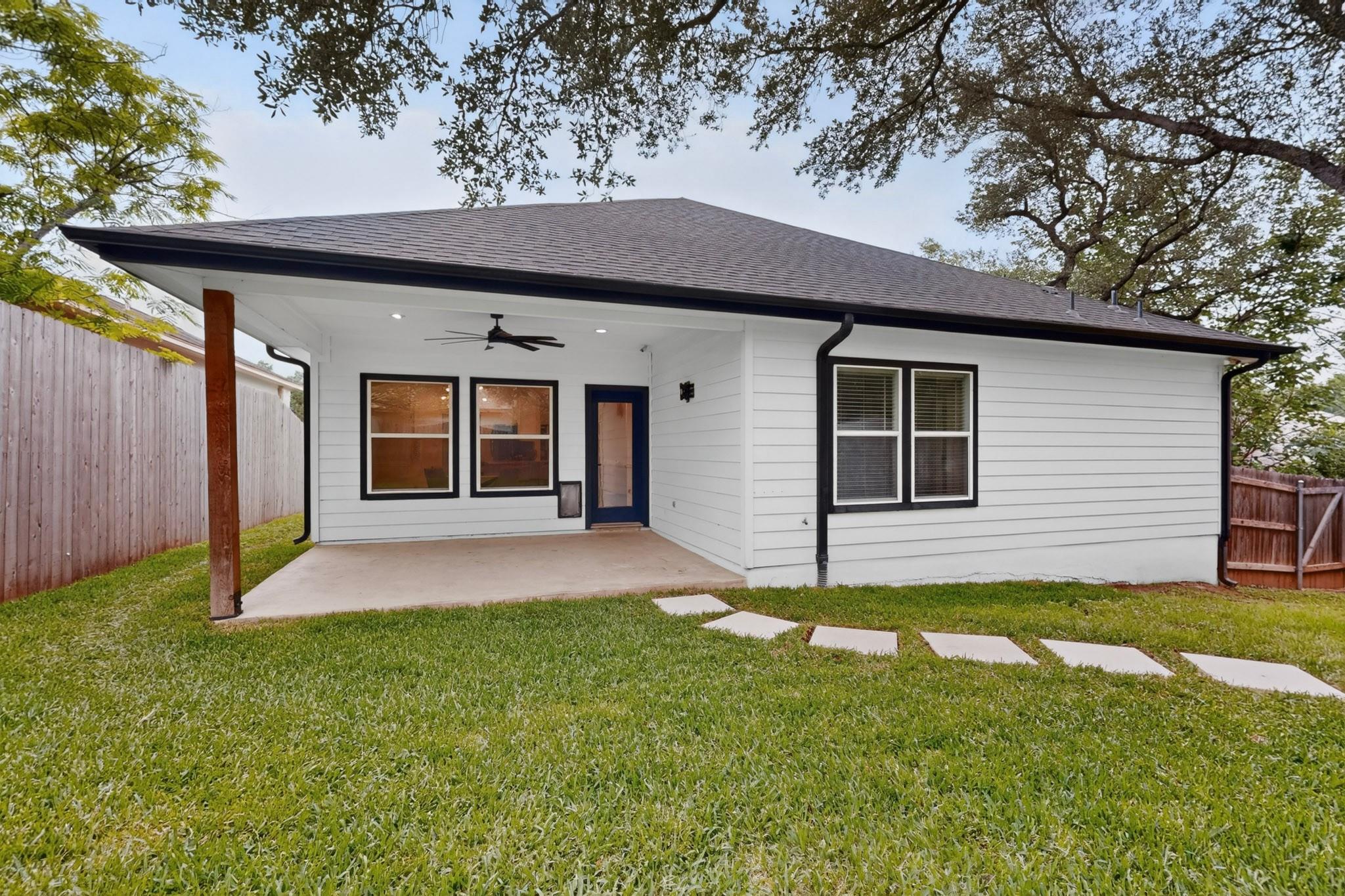 14902 Longbranch Dr, Austin, TX 78734