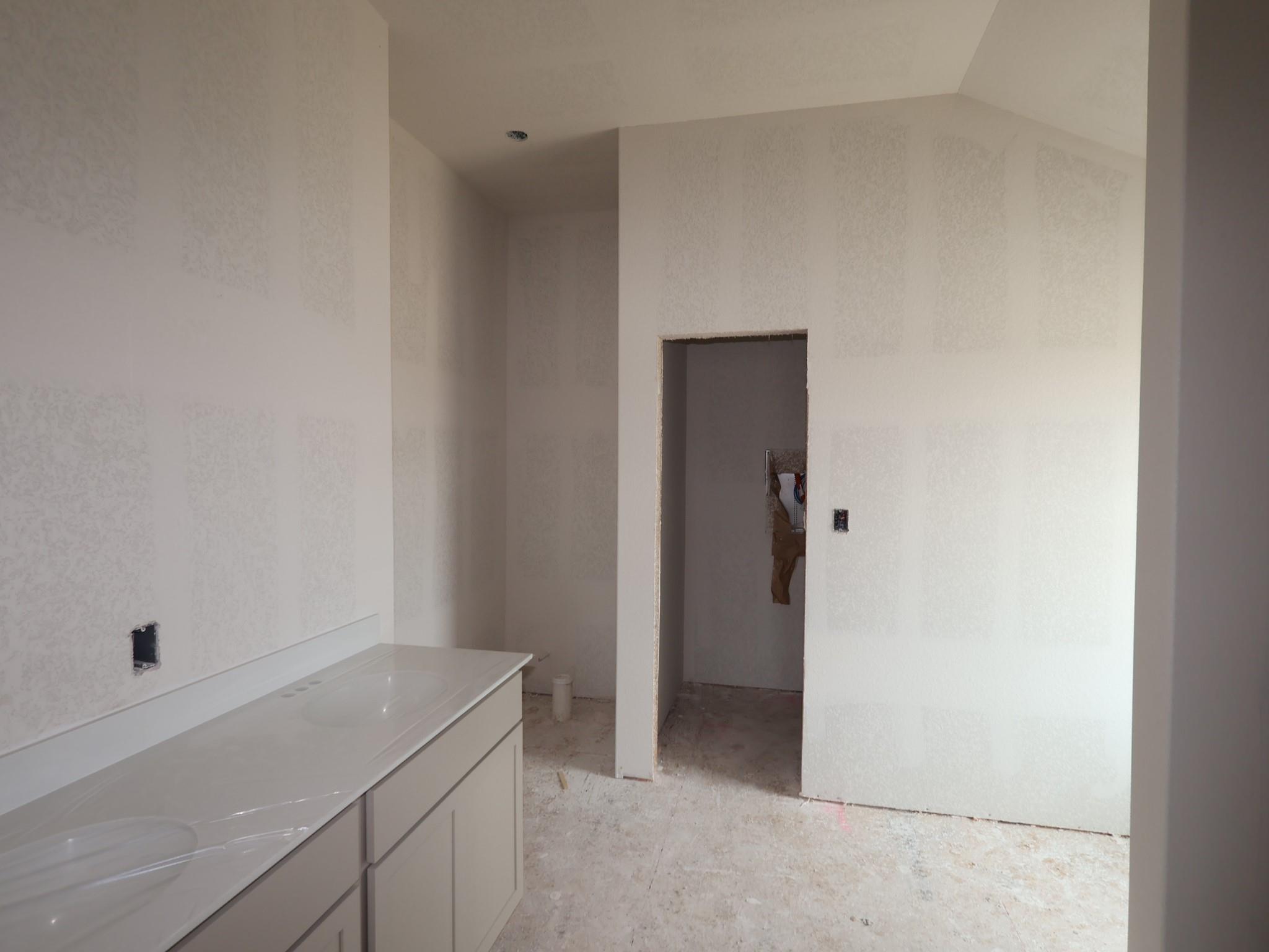 162 Heritage Forest Pkwy, Dripping Springs, TX 78620