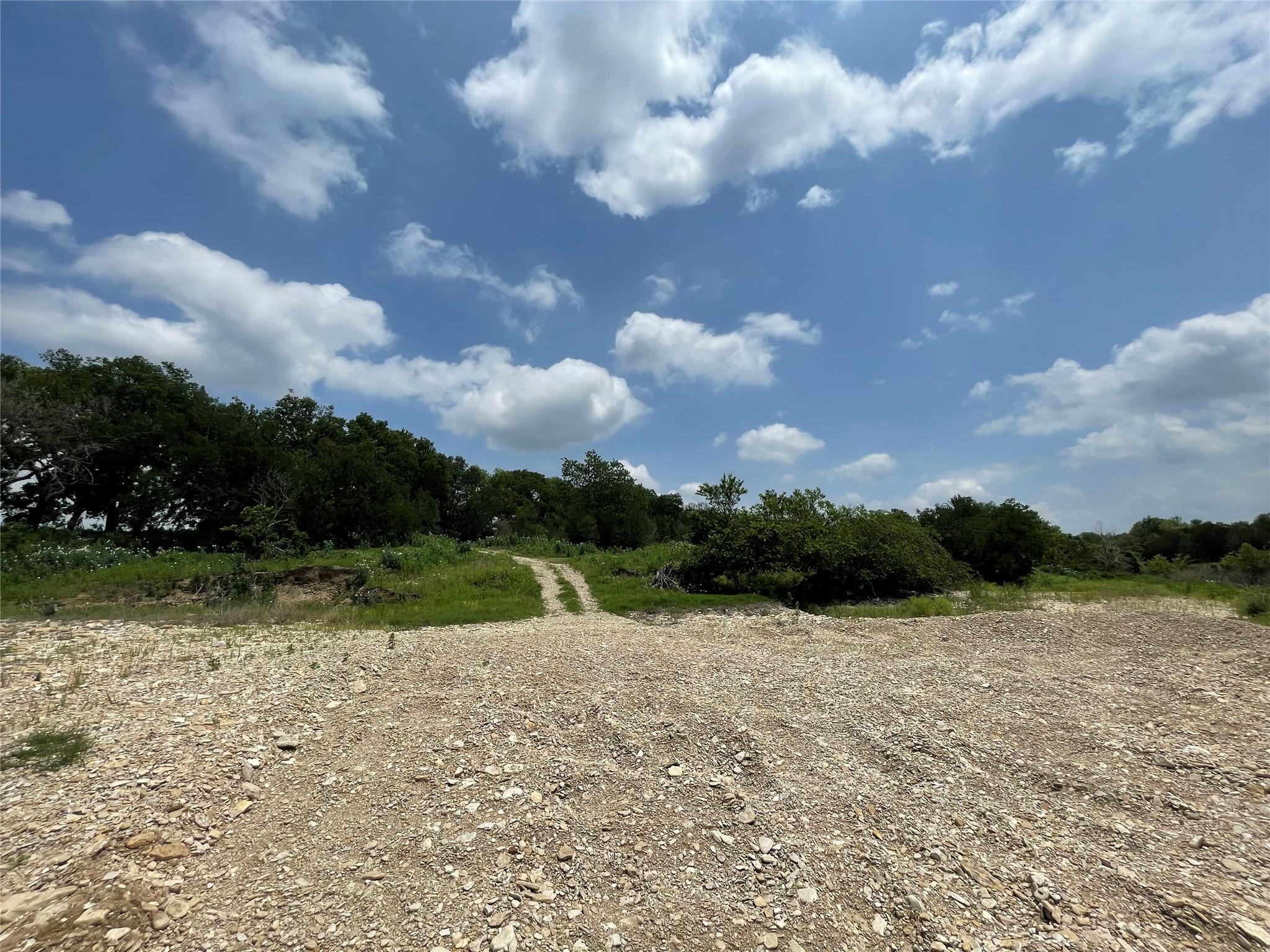 607 County Road 2371 Rd, Meridian, TX 76665