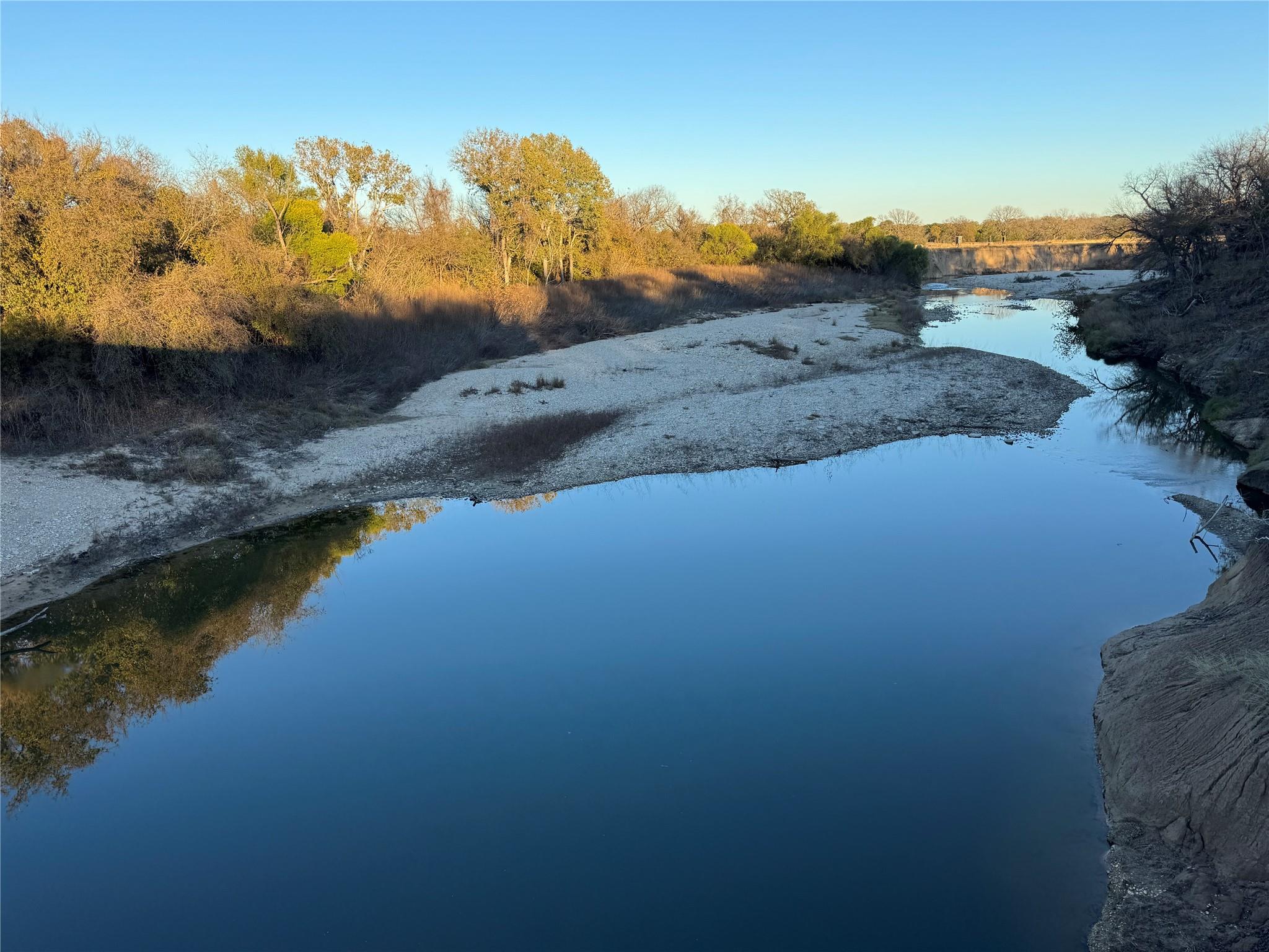 607 County Road 2371 Rd, Meridian, TX 76665