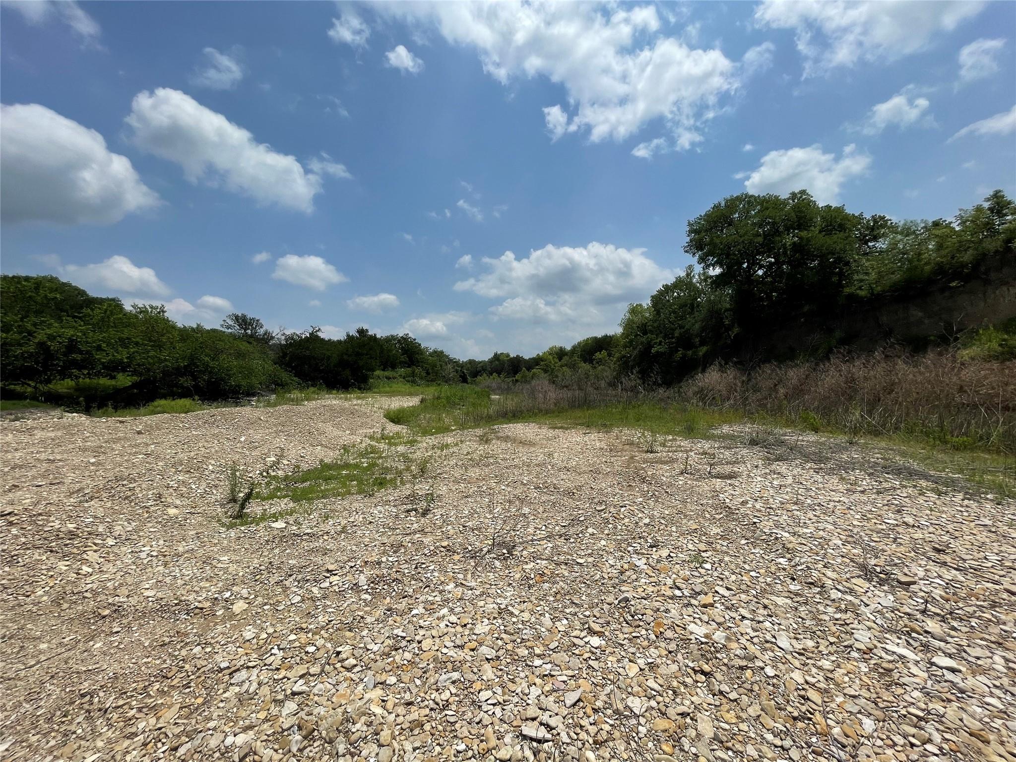 607 County Road 2371 Rd, Meridian, TX 76665