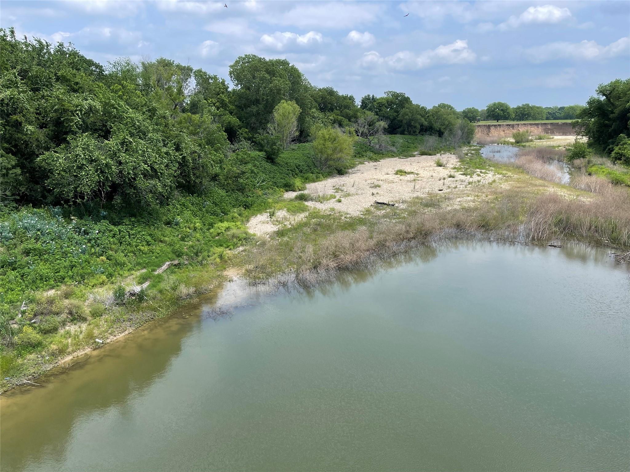 607 County Road 2371 Rd, Meridian, TX 76665