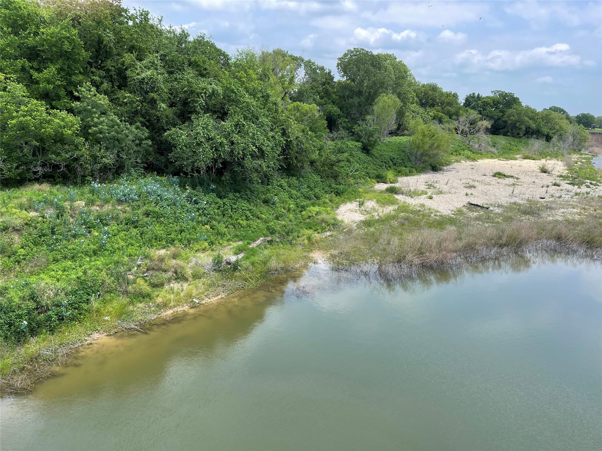 607 County Road 2371 Rd, Meridian, TX 76665