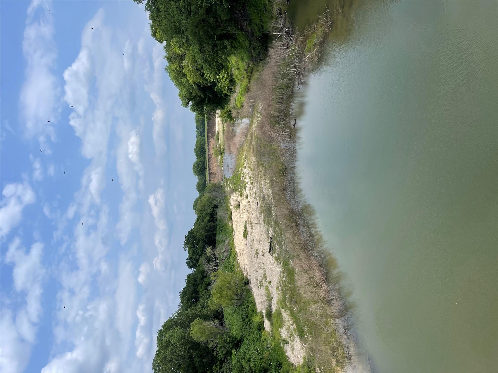 607 County Road 2371 Rd, Meridian, TX 76665