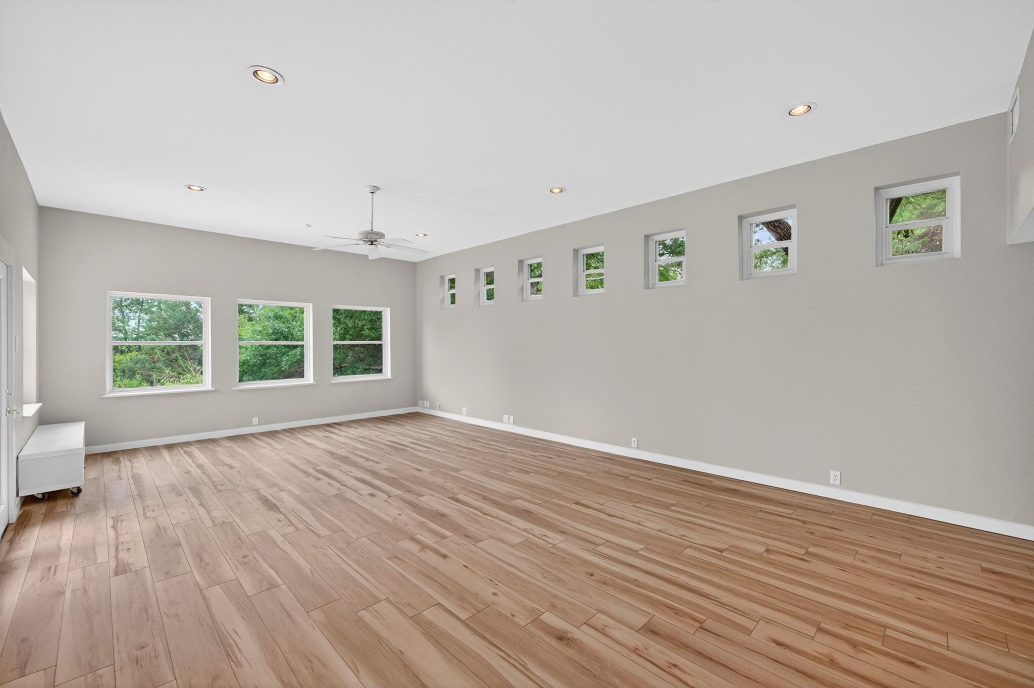 804 N Weston Ln, Austin, TX 78733