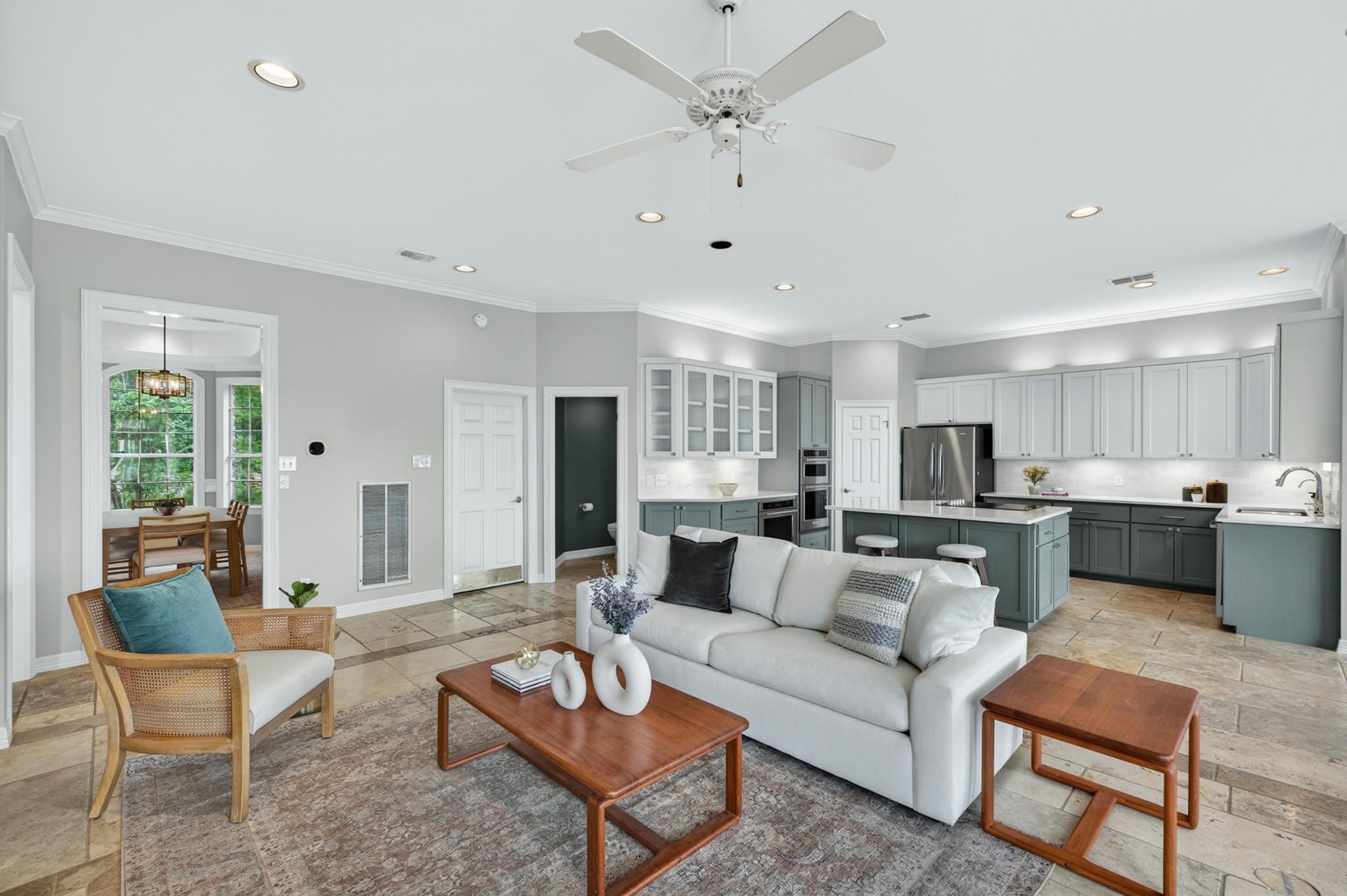 804 N Weston Ln, Austin, TX 78733