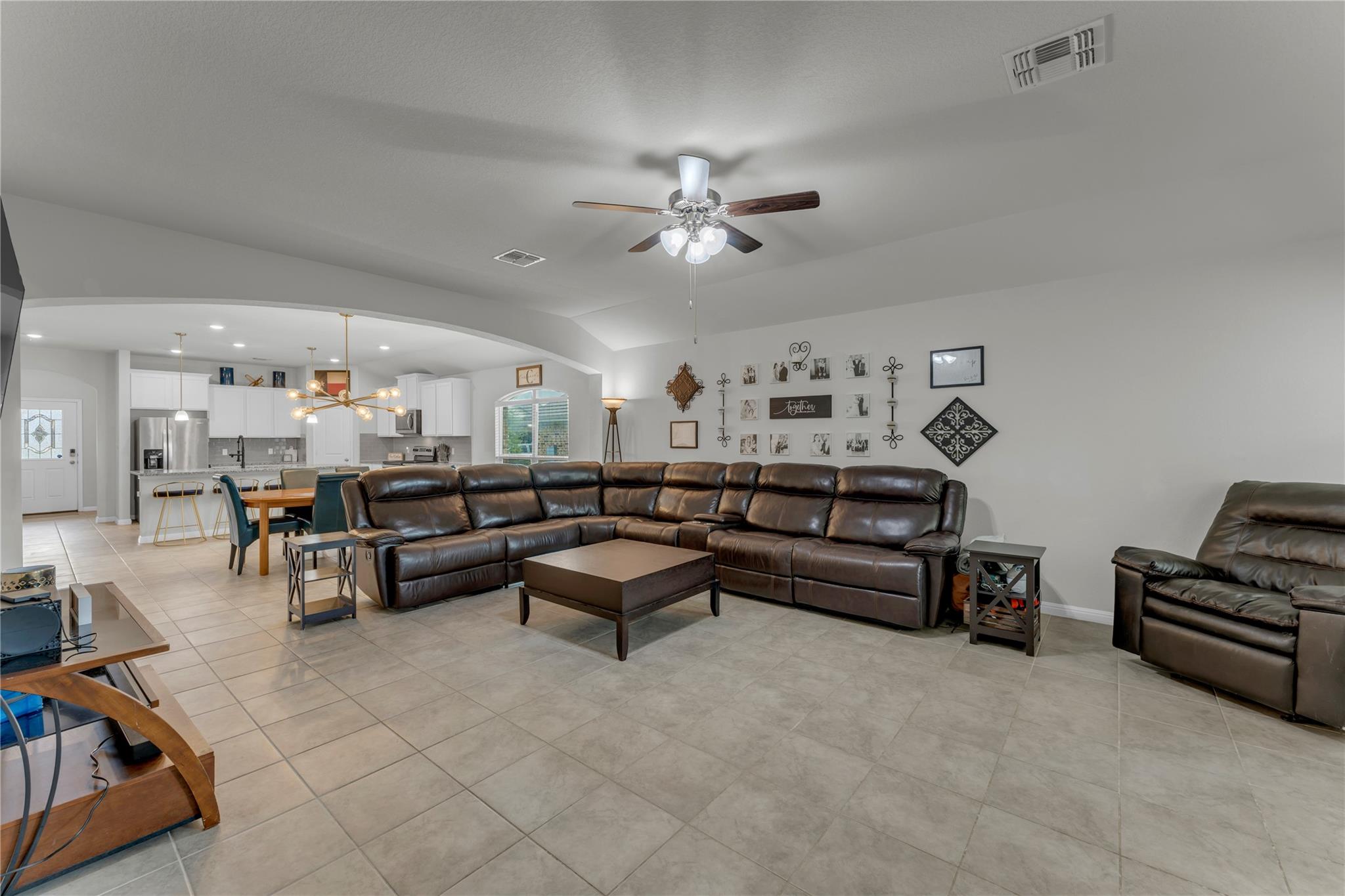 132 Cinnamon Loop, Burnet, TX 78611
