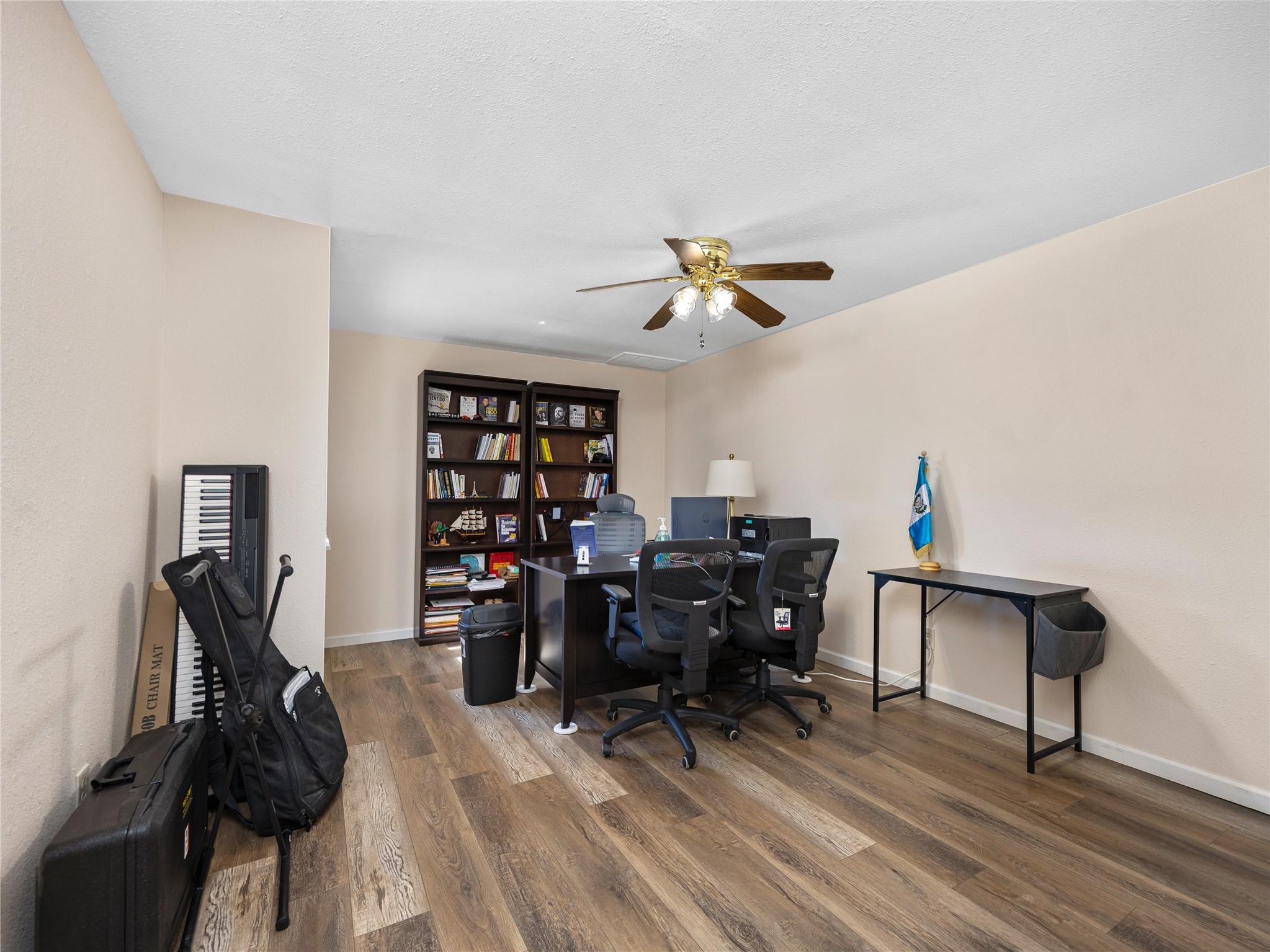 2412 Williamson Rd, Lockhart, TX 78644