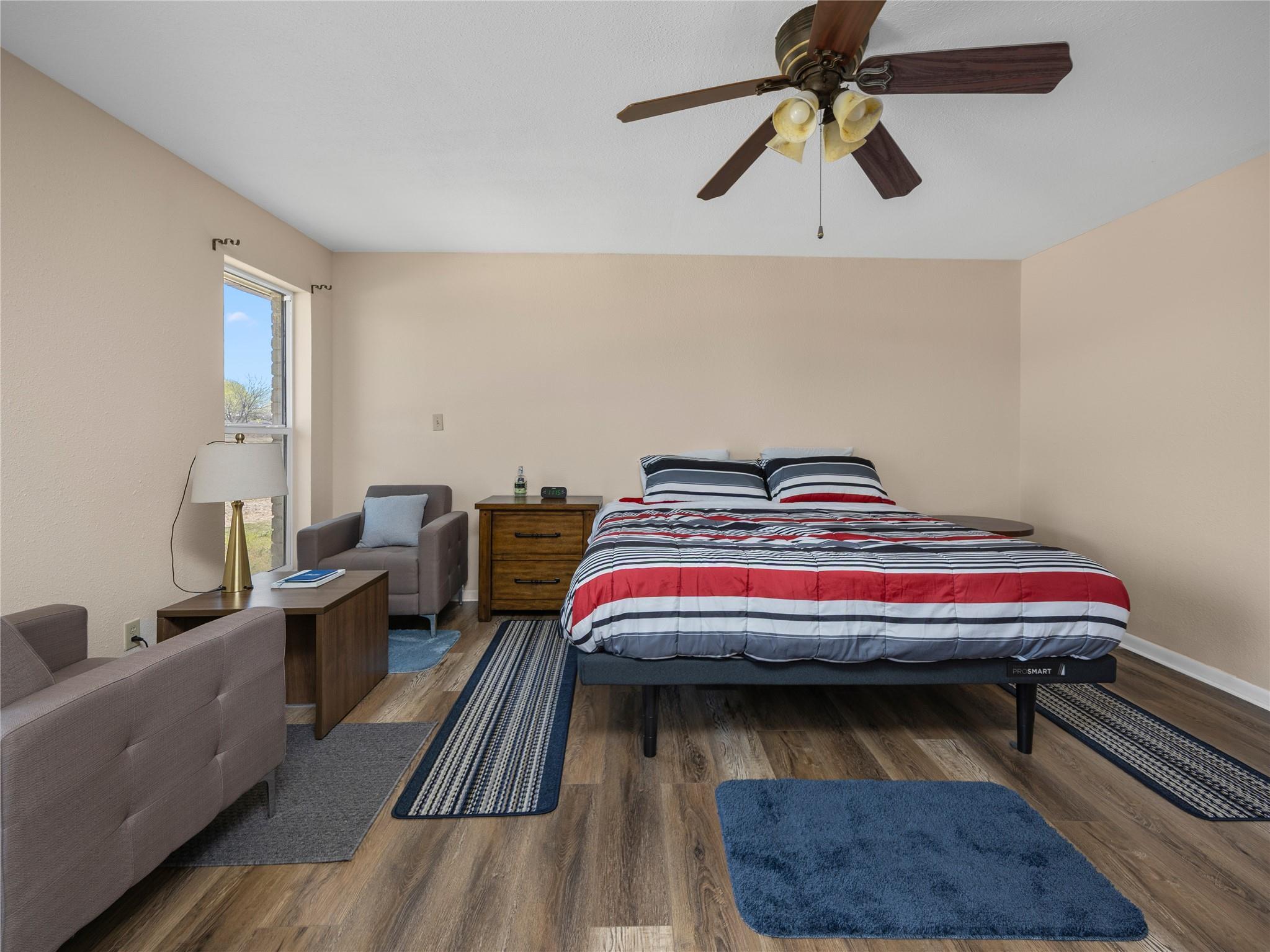 2412 Williamson Rd, Lockhart, TX 78644