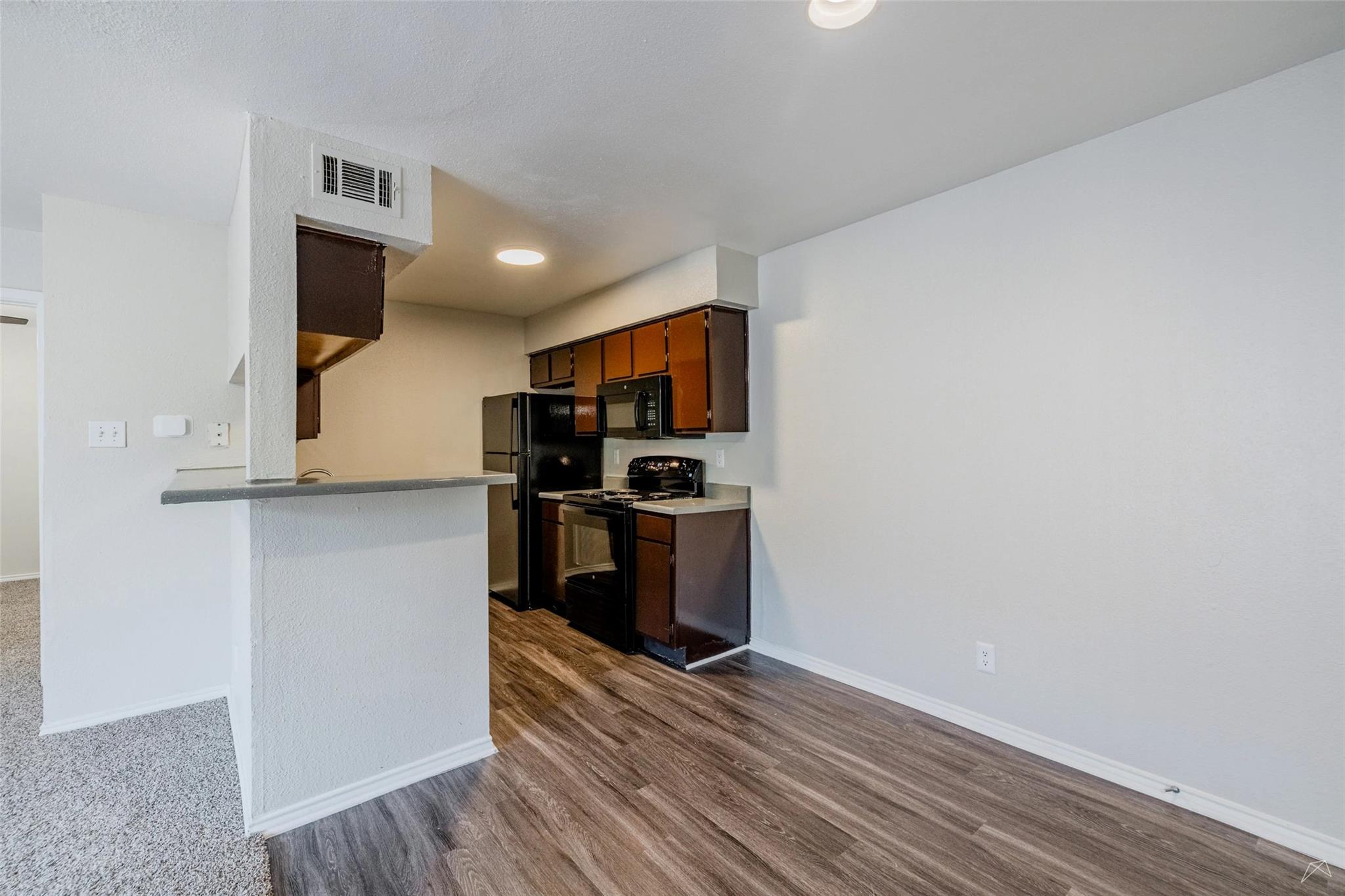 2809 W William Cannon Dr # E208, Austin, TX 78745