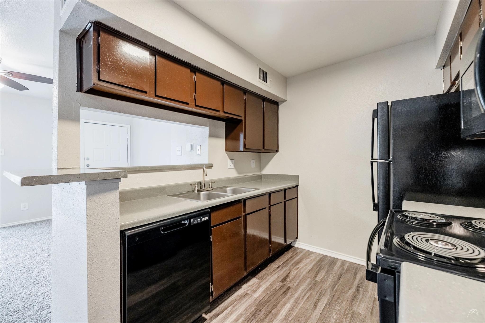 2809 W William Cannon Dr # E208, Austin, TX 78745